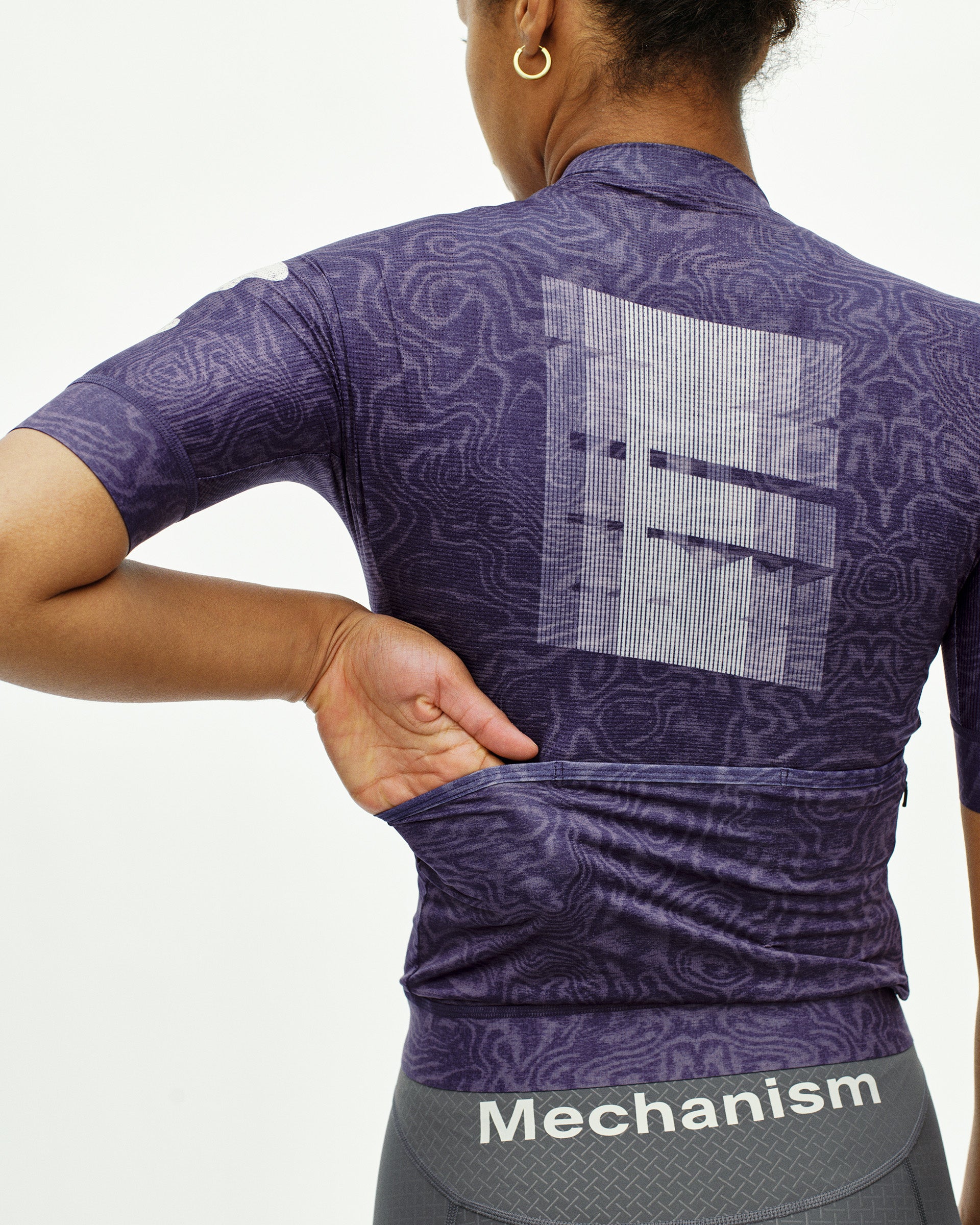 WOMEN'S MECHANISM LOGO JERSEY - AOP RTN DARK PURPLE