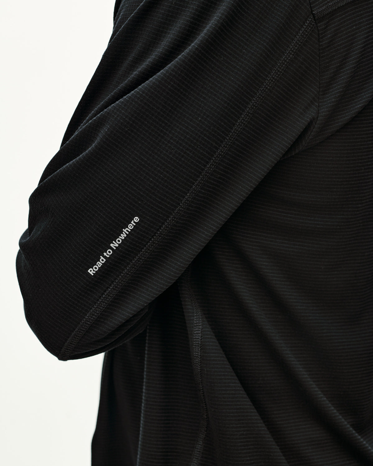 BALANCE LS SHIRT - BLACK
