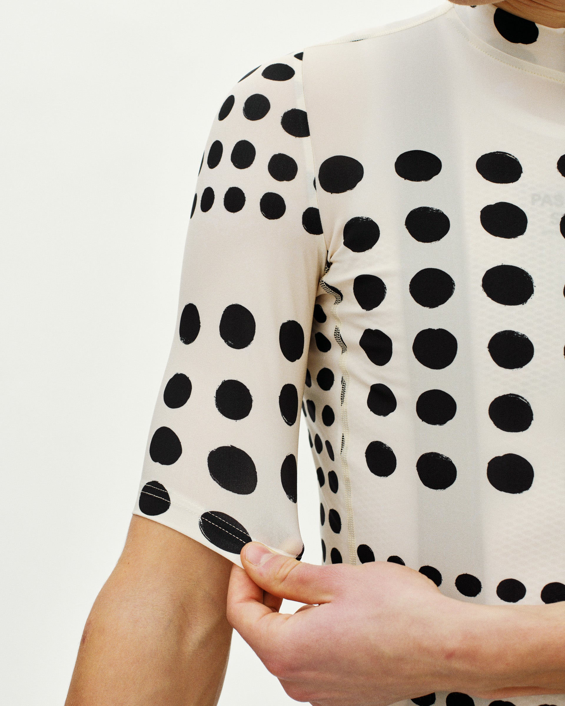 ESSENTIAL JERSEY - DOT OFF WHITE