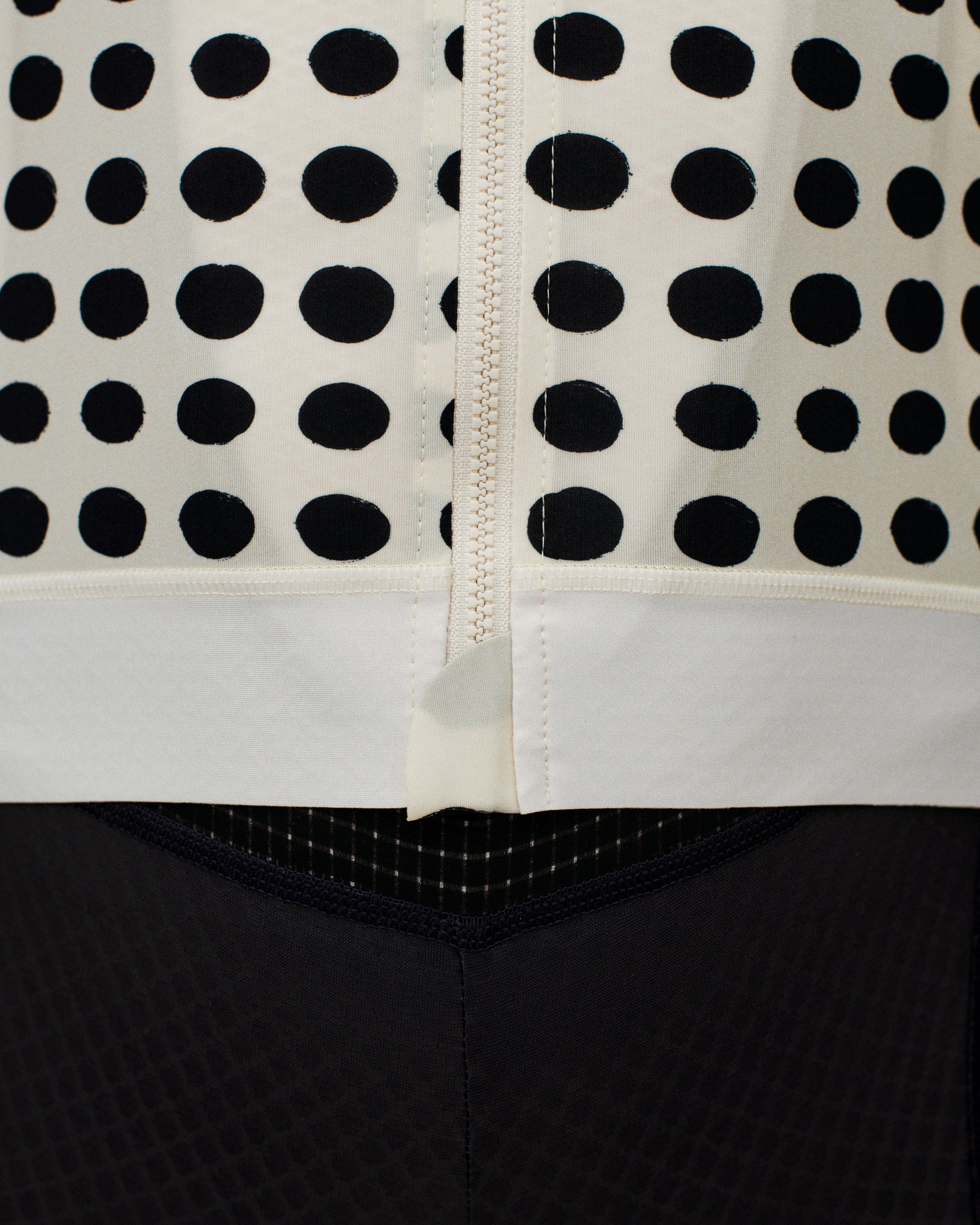 ESSENTIAL JERSEY - DOT OFF WHITE