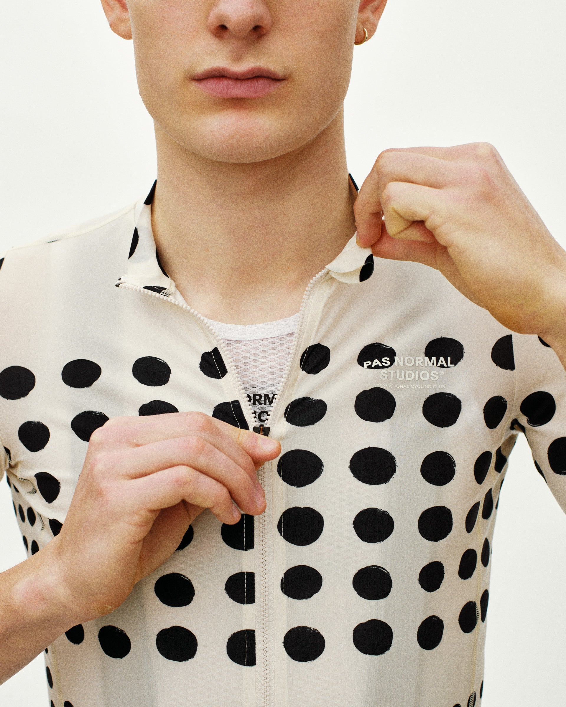 ESSENTIAL JERSEY - DOT OFF WHITE