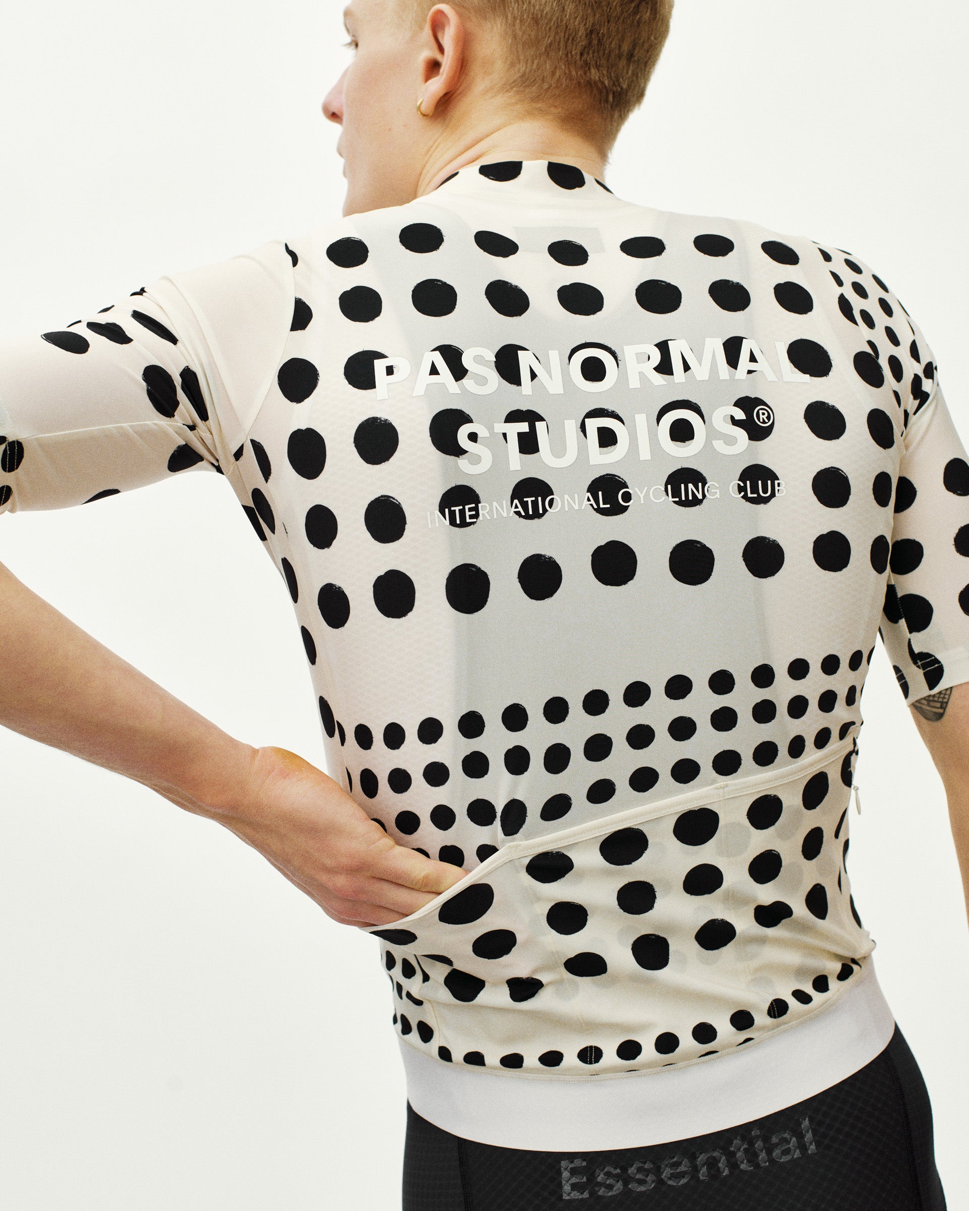 ESSENTIAL JERSEY - DOT OFF WHITE