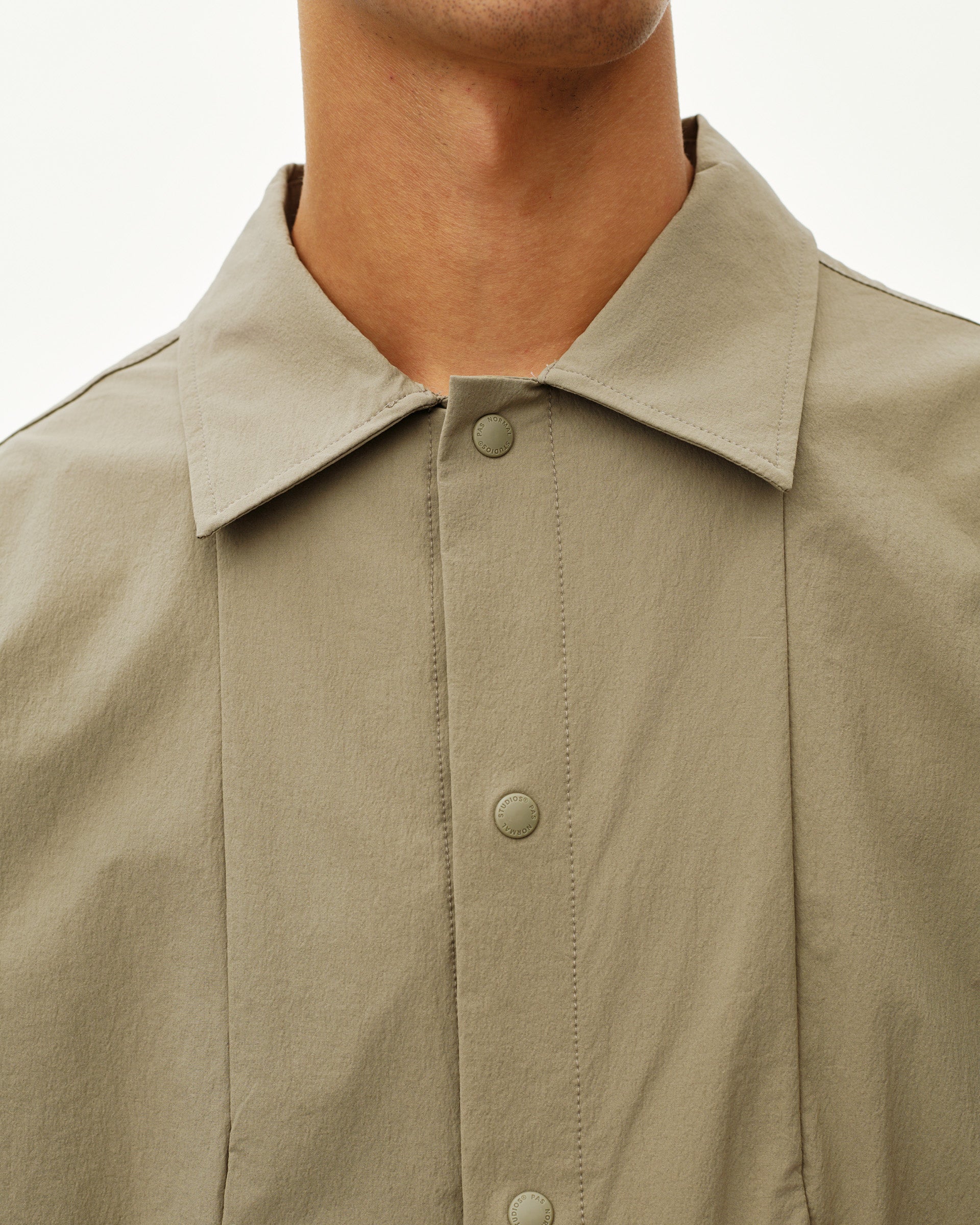 OFF-RACE TECH OVERSHIRT - DUSTY EARTH