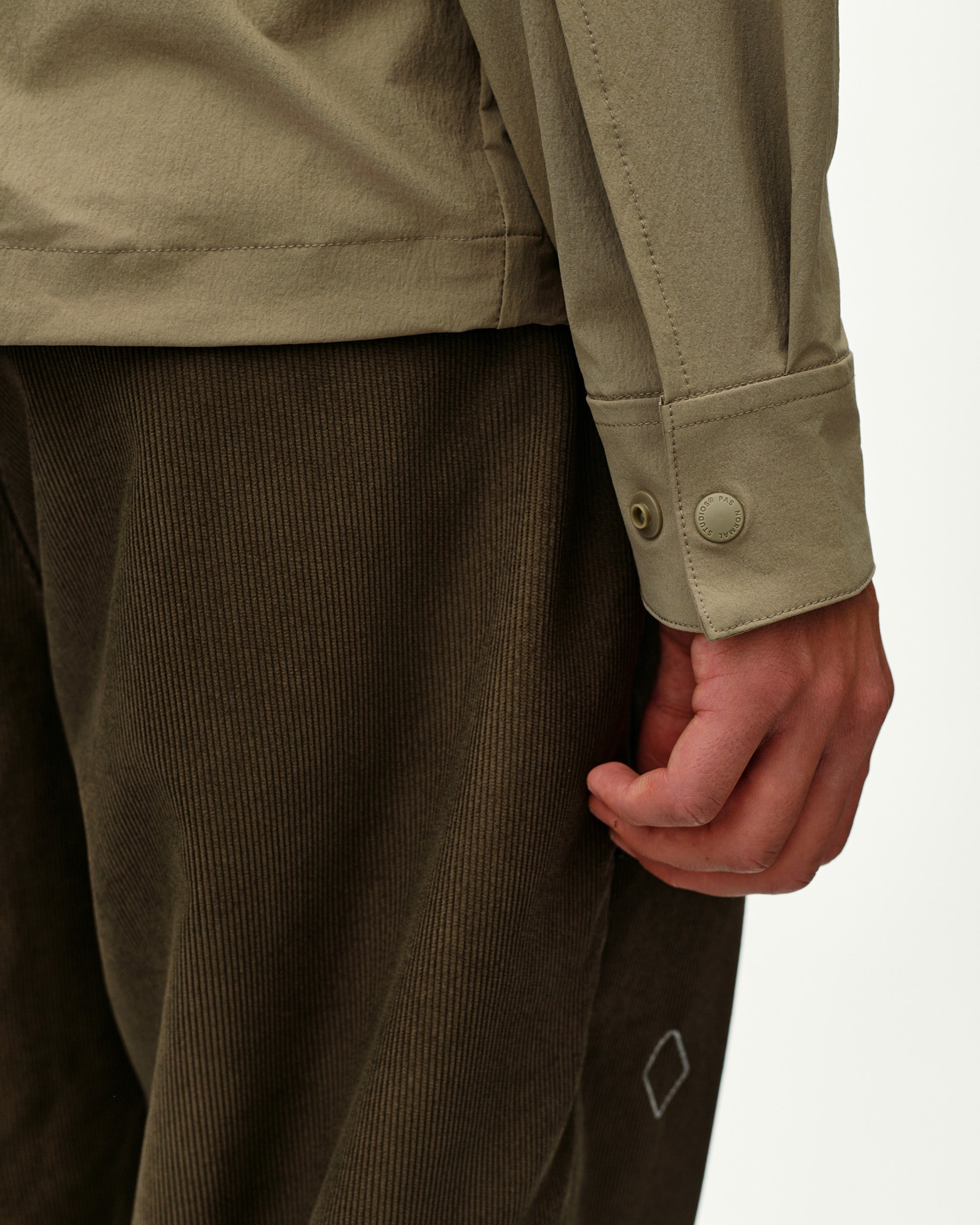 OFF-RACE TECH OVERSHIRT - DUSTY EARTH