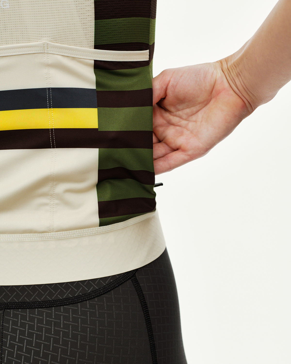 WOMEN'S MECHANISM JERSEY - AOP INTERNATIONAL SAND