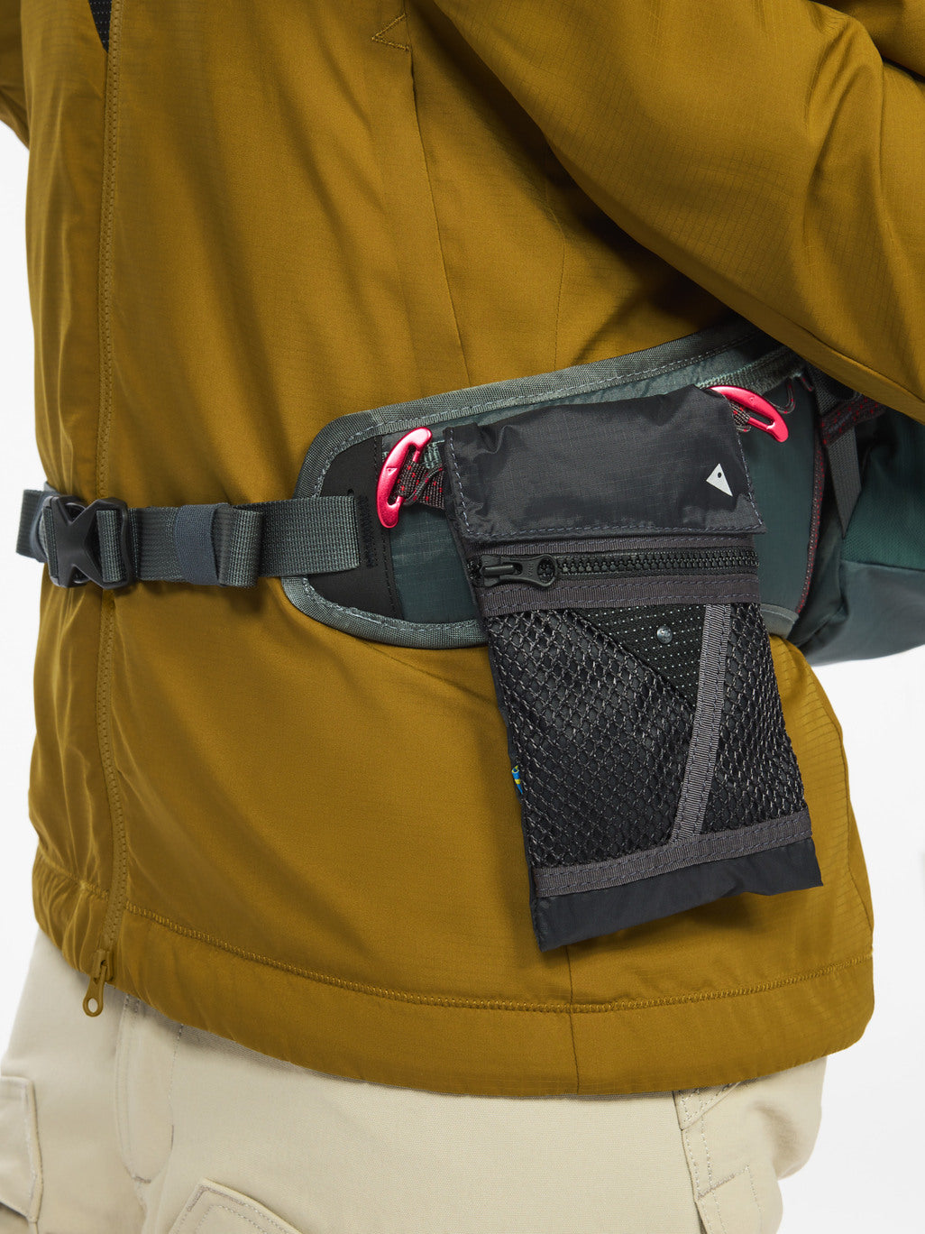 ALGIR LANYARD POCKET - RAVEN