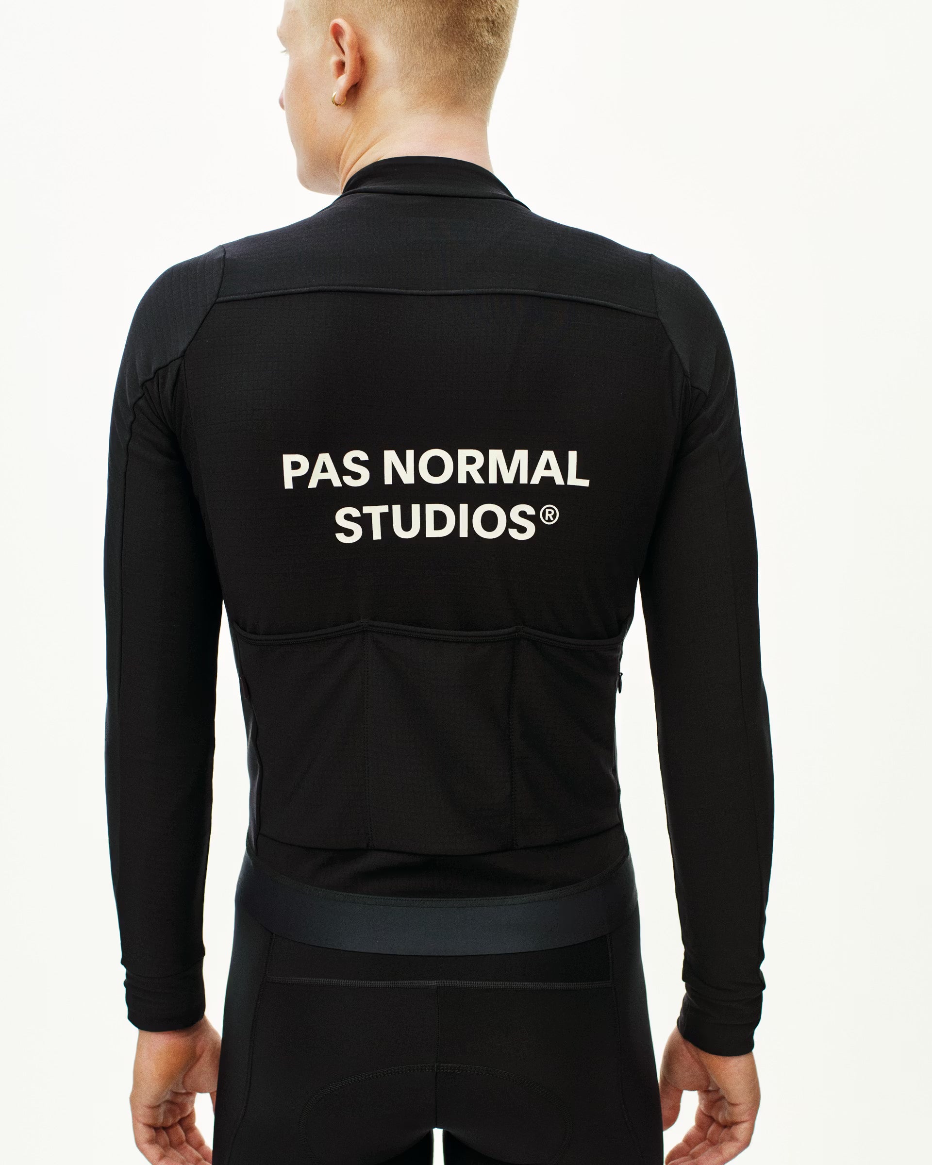 ESSENTIAL LONGSLEEVE JERSEY - BLACK