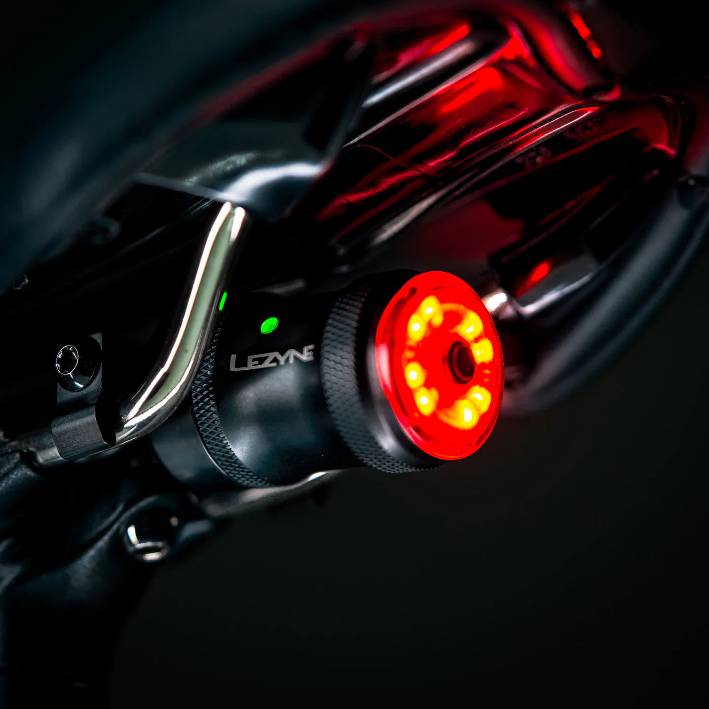 LEZYNE - SADDLE AI ALERT REAR LIGHT