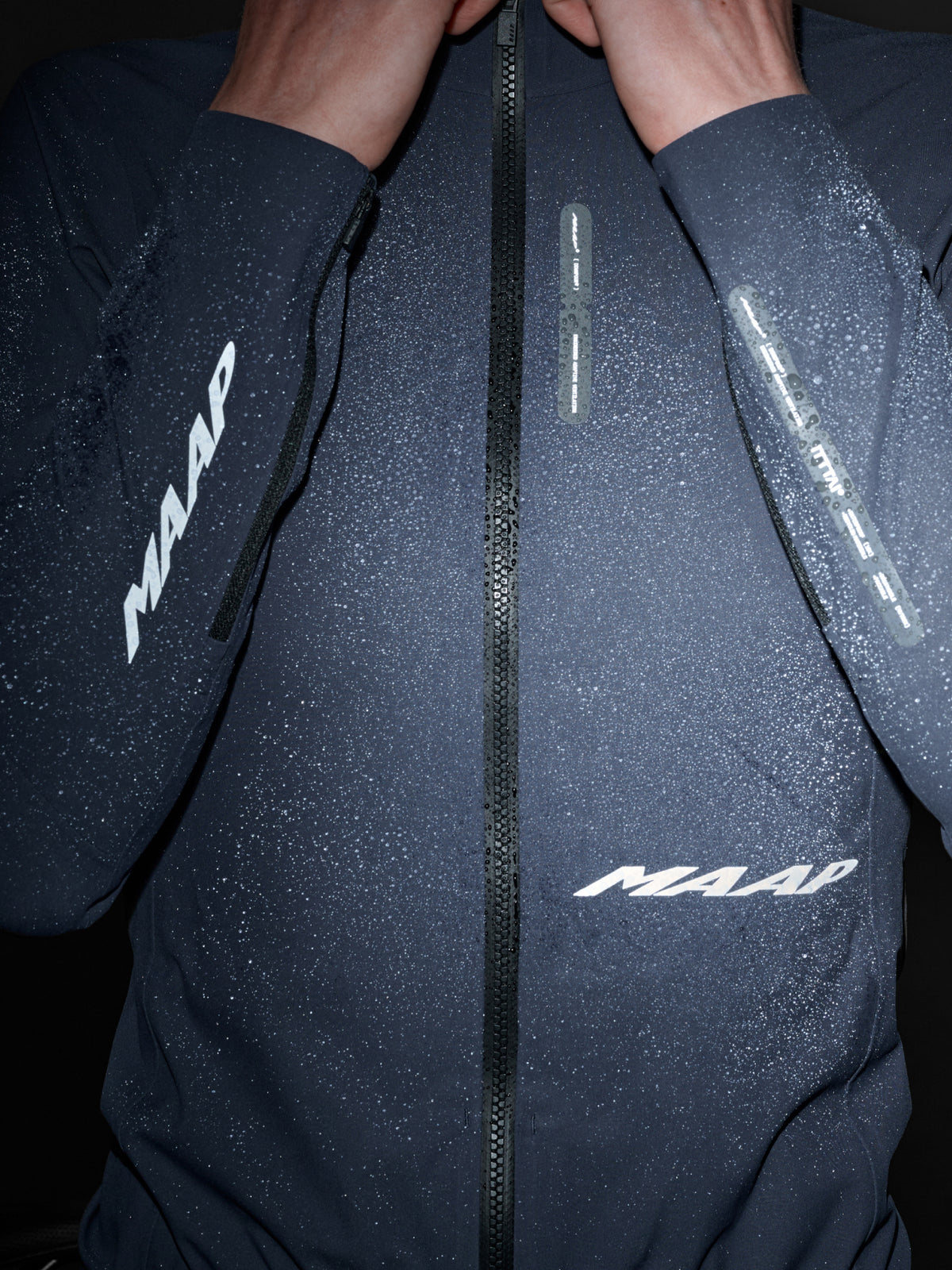 APEX DOWNPOUR JACKET - CARBON BLUE