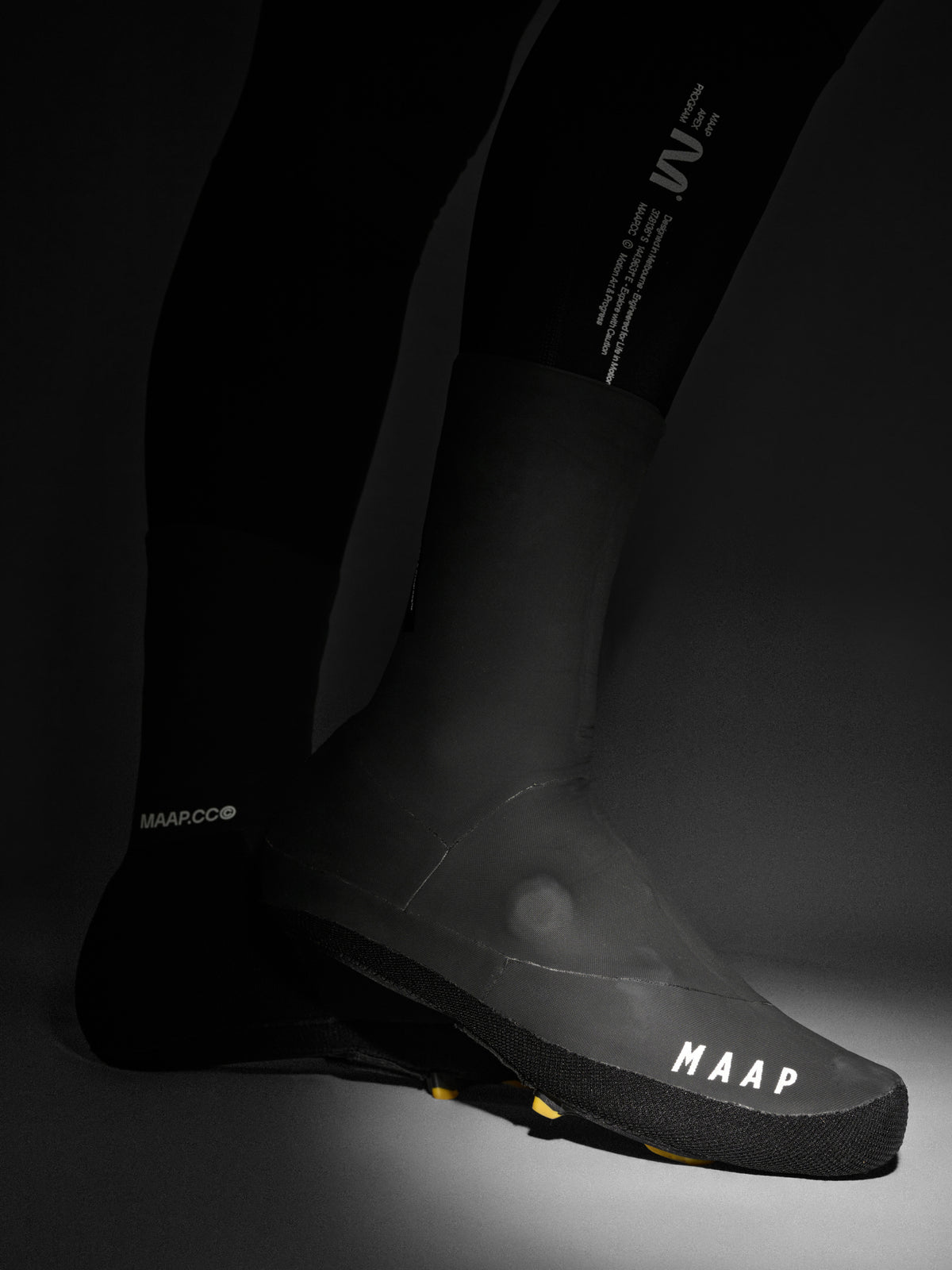 APEX WINTER OVERSHOE - BLACK