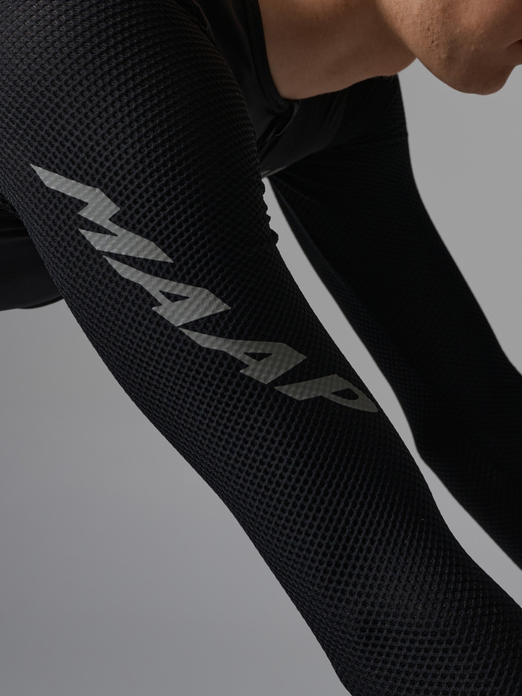 Pro Emerge LS Jersey in Crater: Advanced breathability achieved through premium recycled honeycomb mesh sleeves.