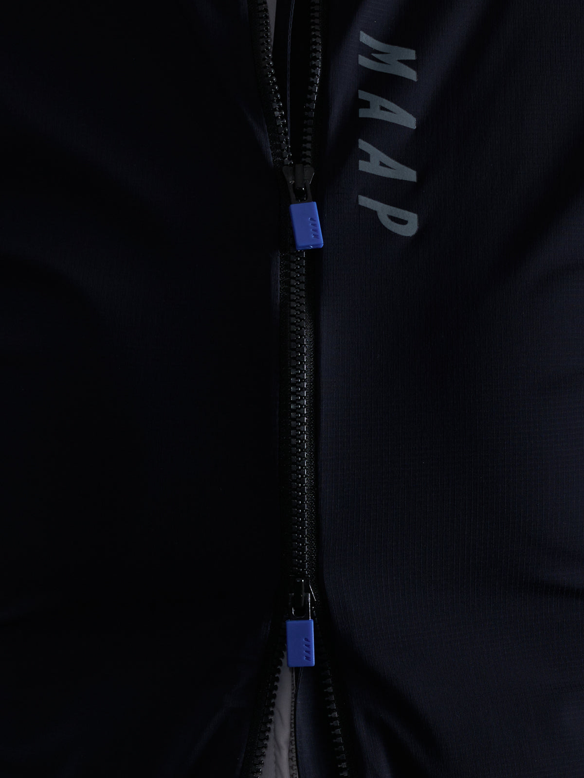 FLOW JACKET - BLACK