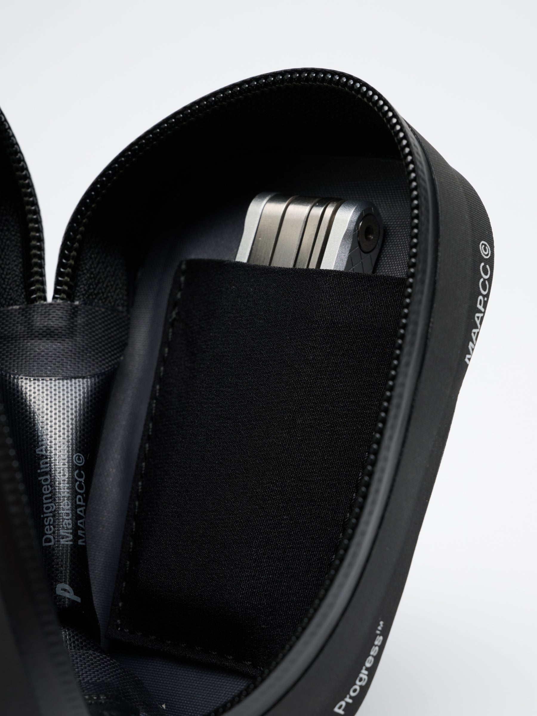 SHIELD SADDLE BAG - LARGE