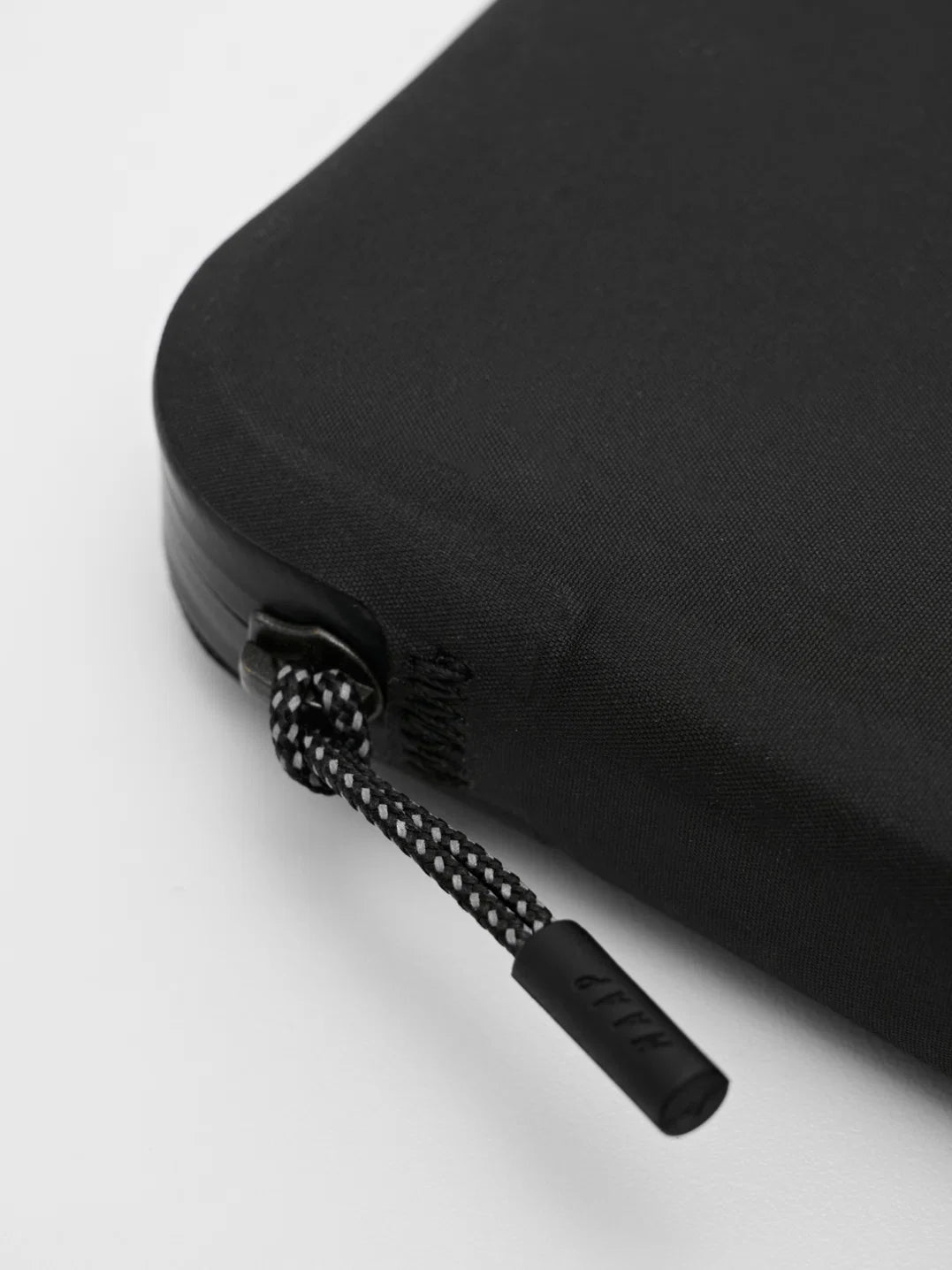 MAAP - SHIELD WATERPROOF WALLET - SMALL