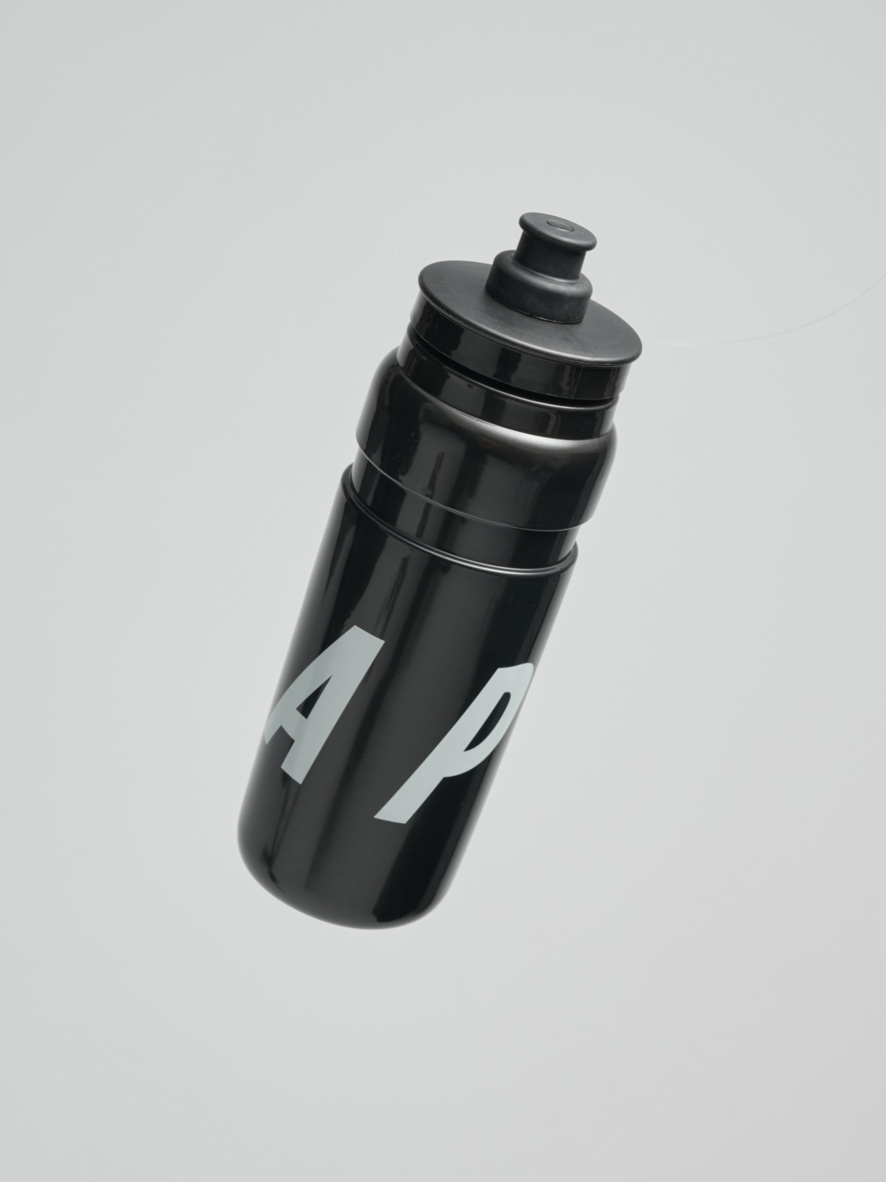 CORE BOTTLE LARGE - BLACK