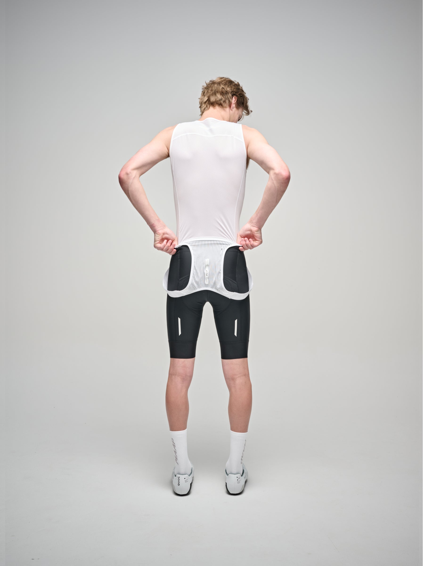 TEAM MESH BASE LAYER - WHITE