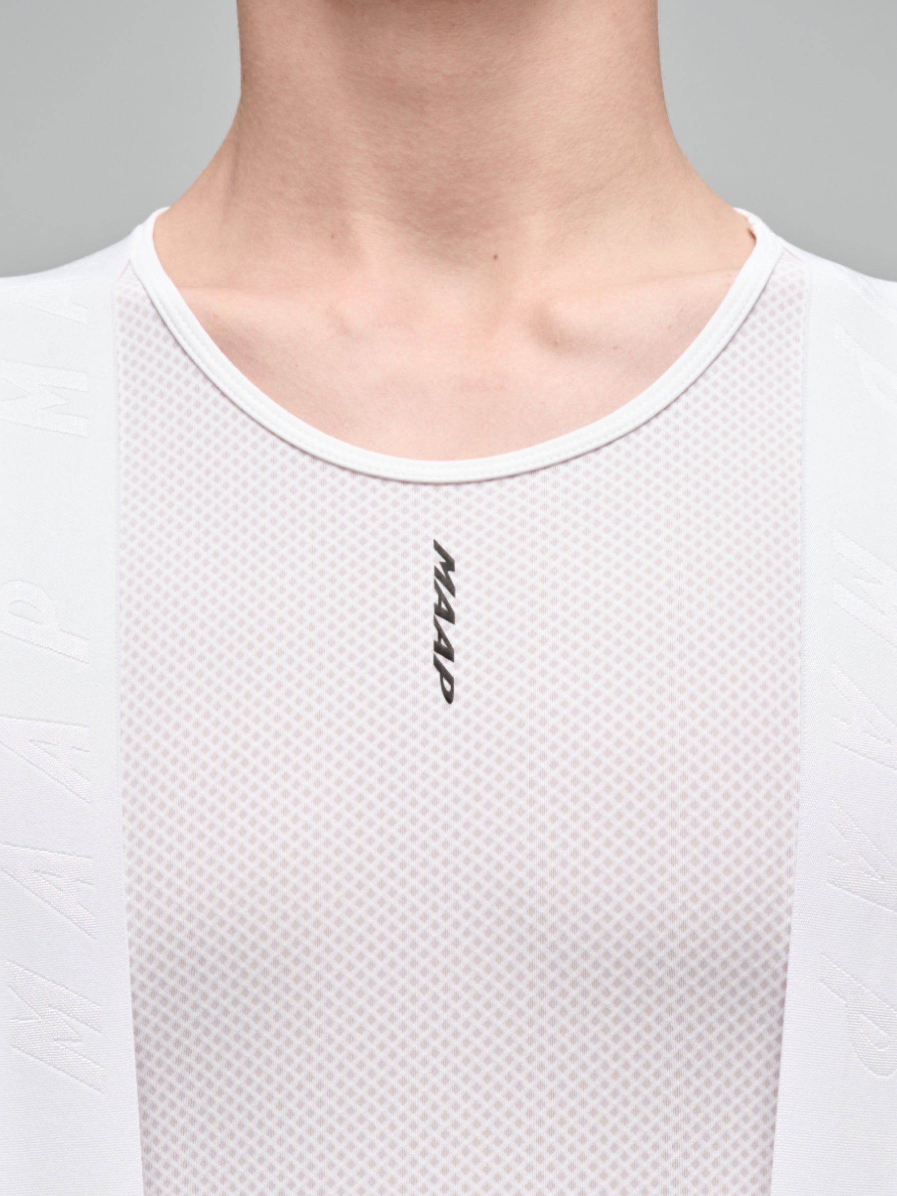 TEAM MESH BASE LAYER - WHITE