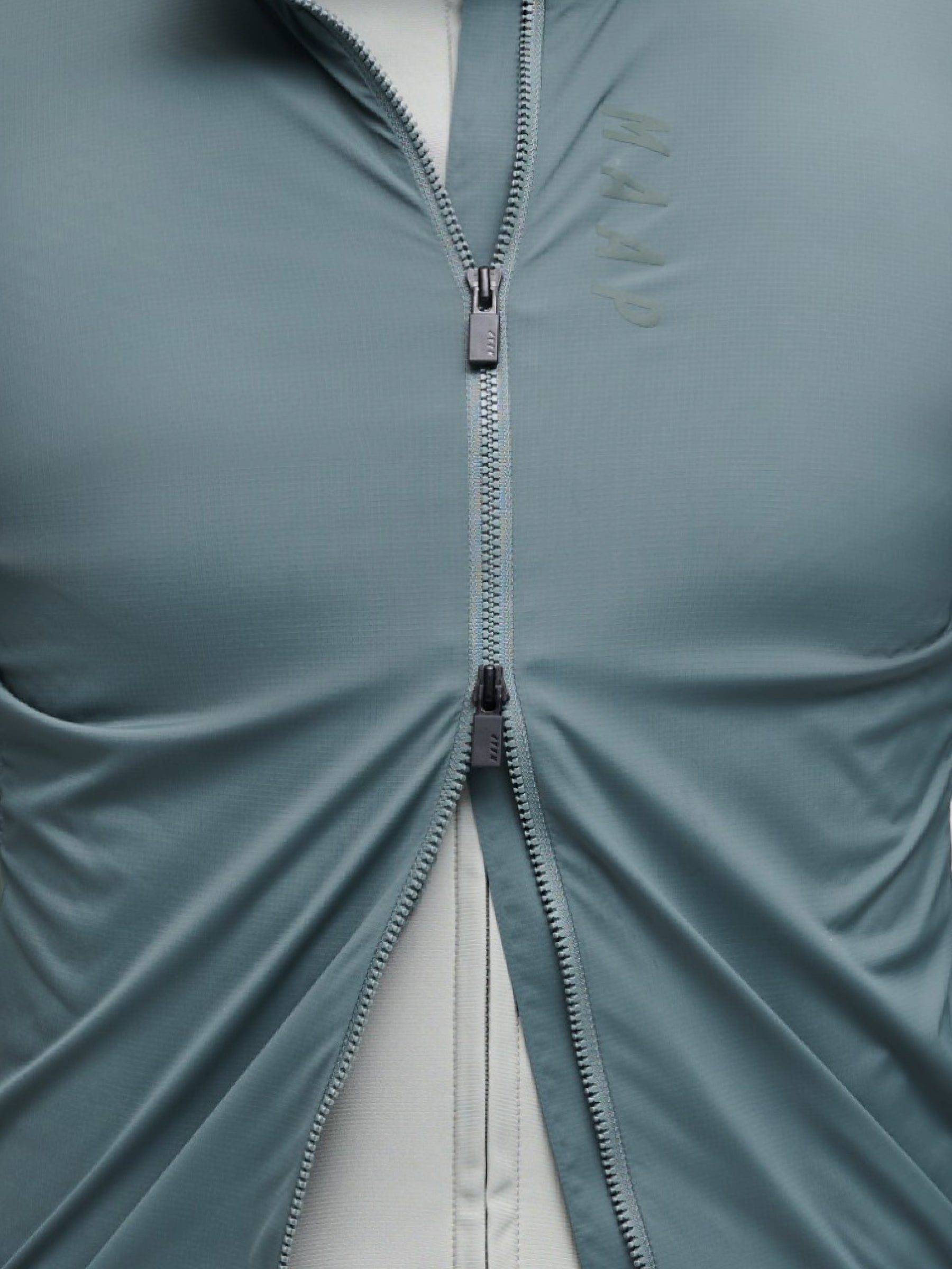Team Flow+ Jacket in Green Slate: product image 6
