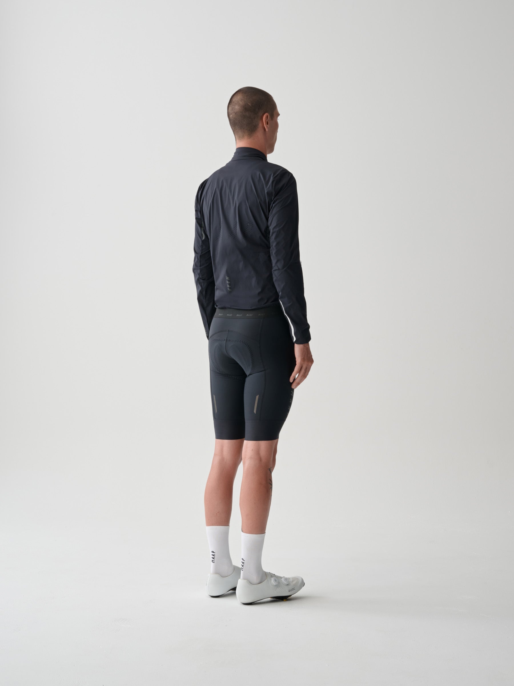 FLOW JACKET - BLACK