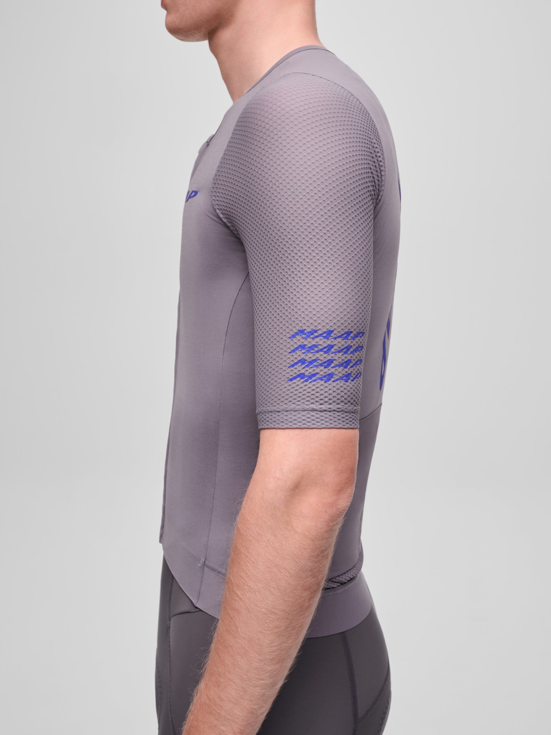 Pro Emerge Jersey in Anthracite: product image 3