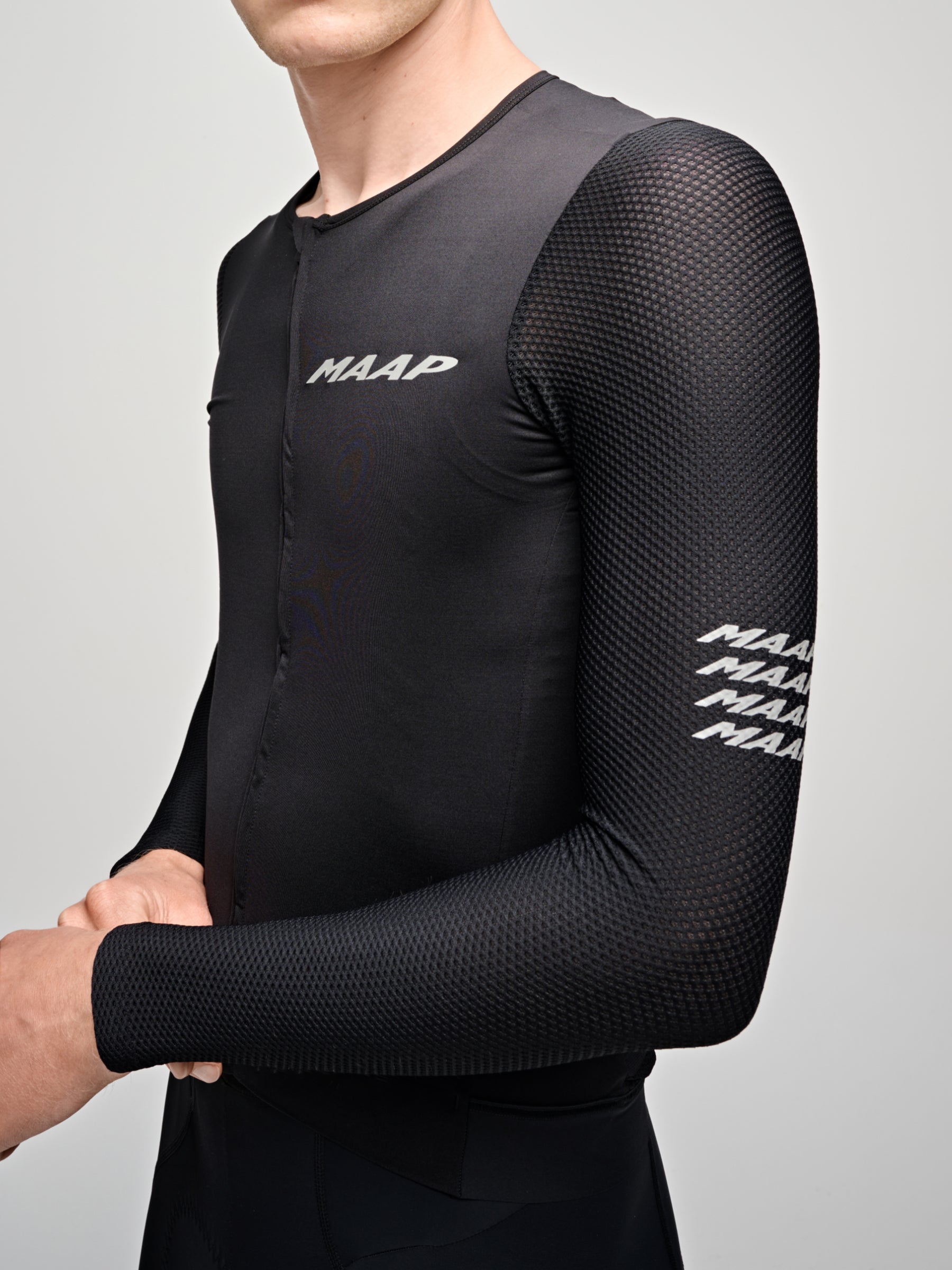 EMERGE LS JERSEY - BLACK
