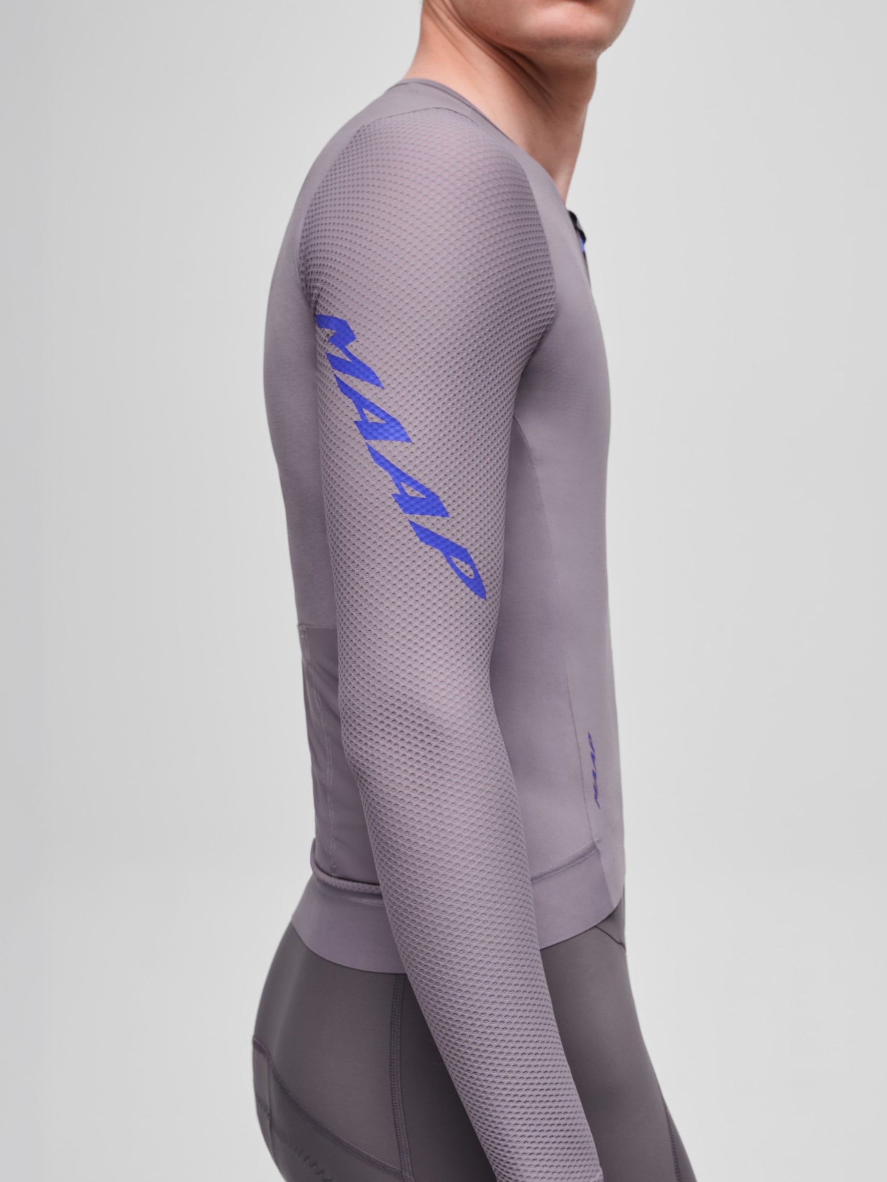 Pro Emerge LS Jersey in Anthracite: product image 5