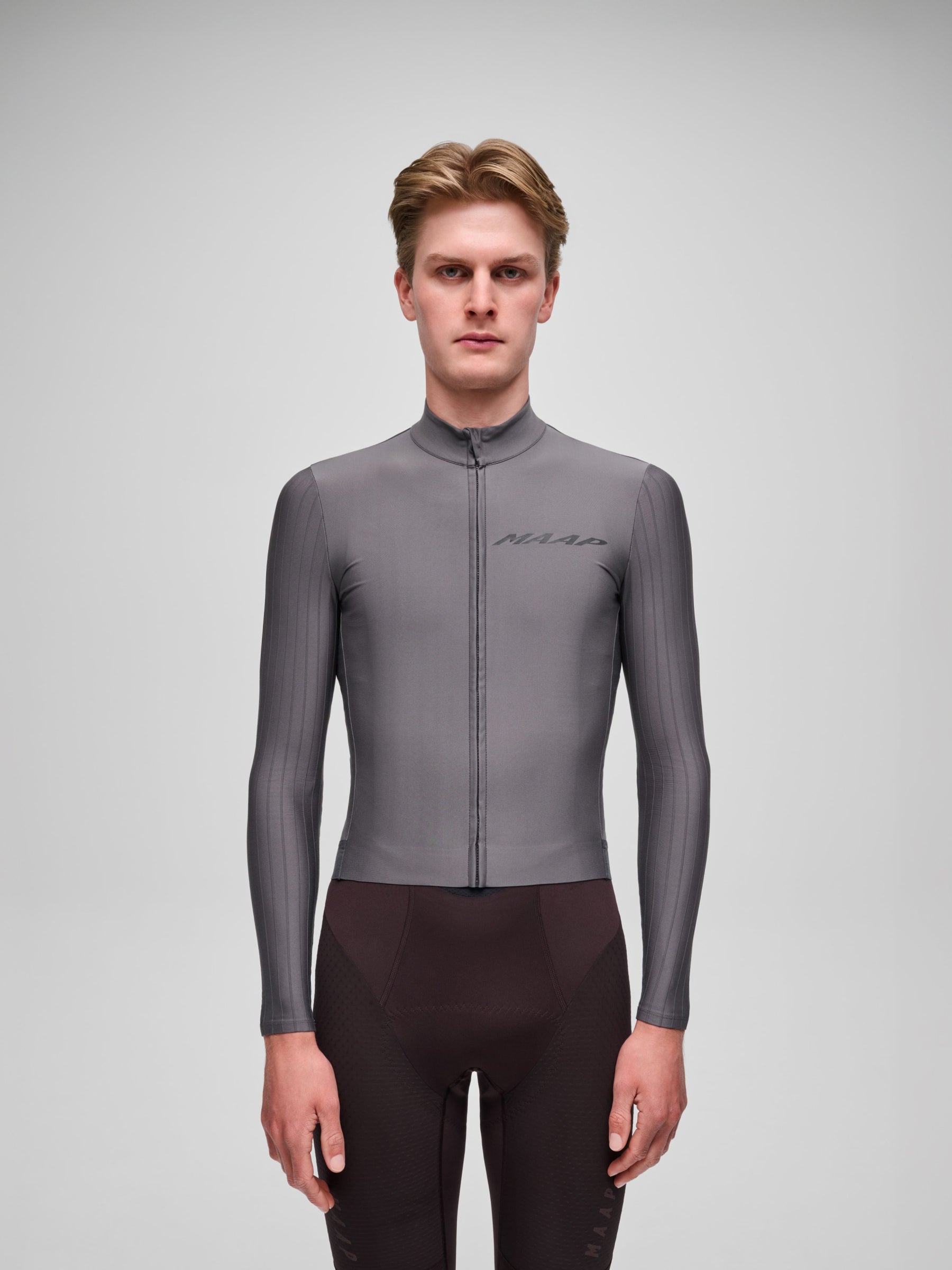 Pro Aero Thermal LS Jersey in Meteorite: Italian brushed fleece-lined fabric.