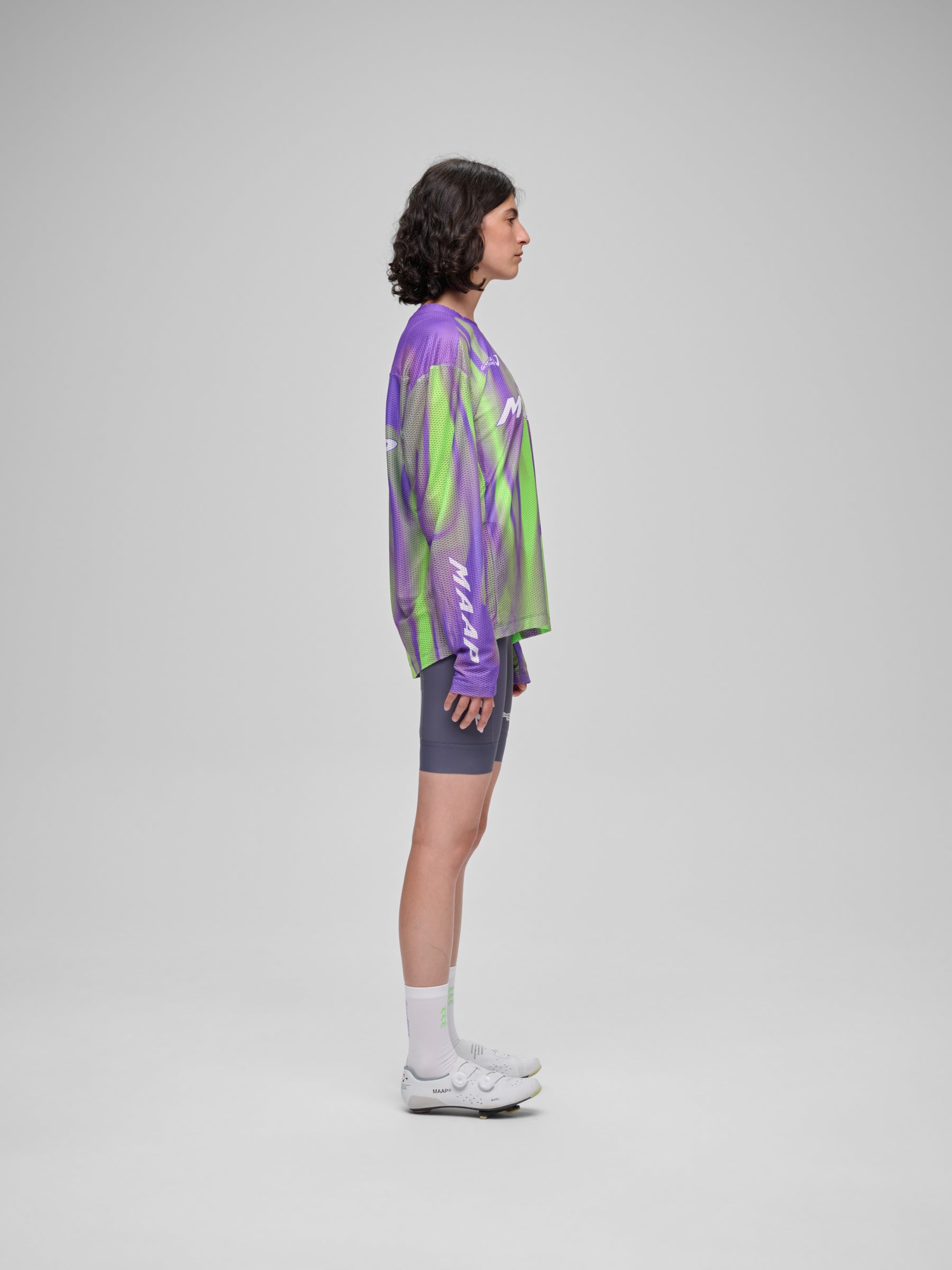 WORLDTOUR 26 MESH LS TEE - BLACKOUT GLOW