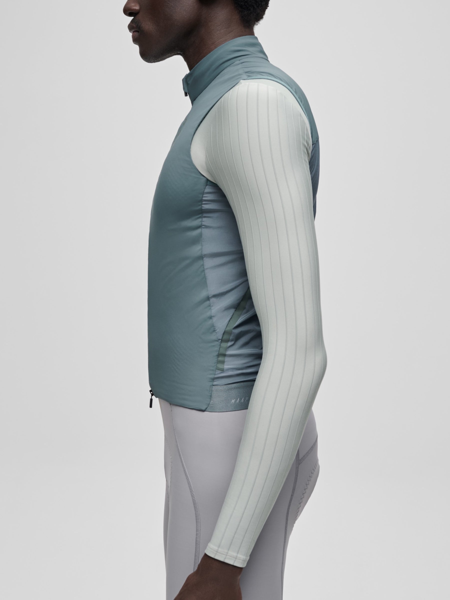 Team Flow+ Vest in Green Slate: product image 3