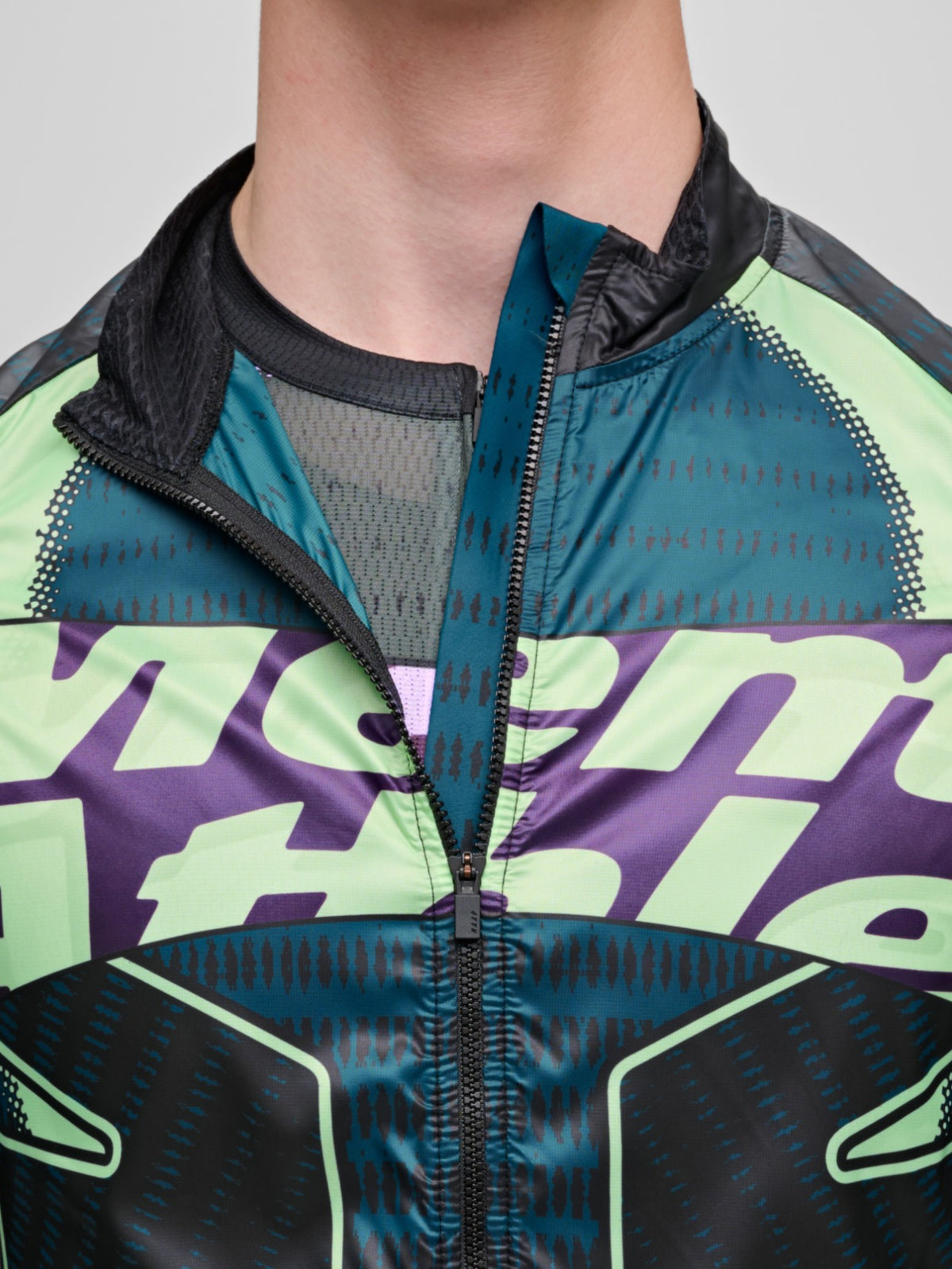 LIGHTWEIGHT VEST - MENTAL ATHLETIC BLACK / VIOLET