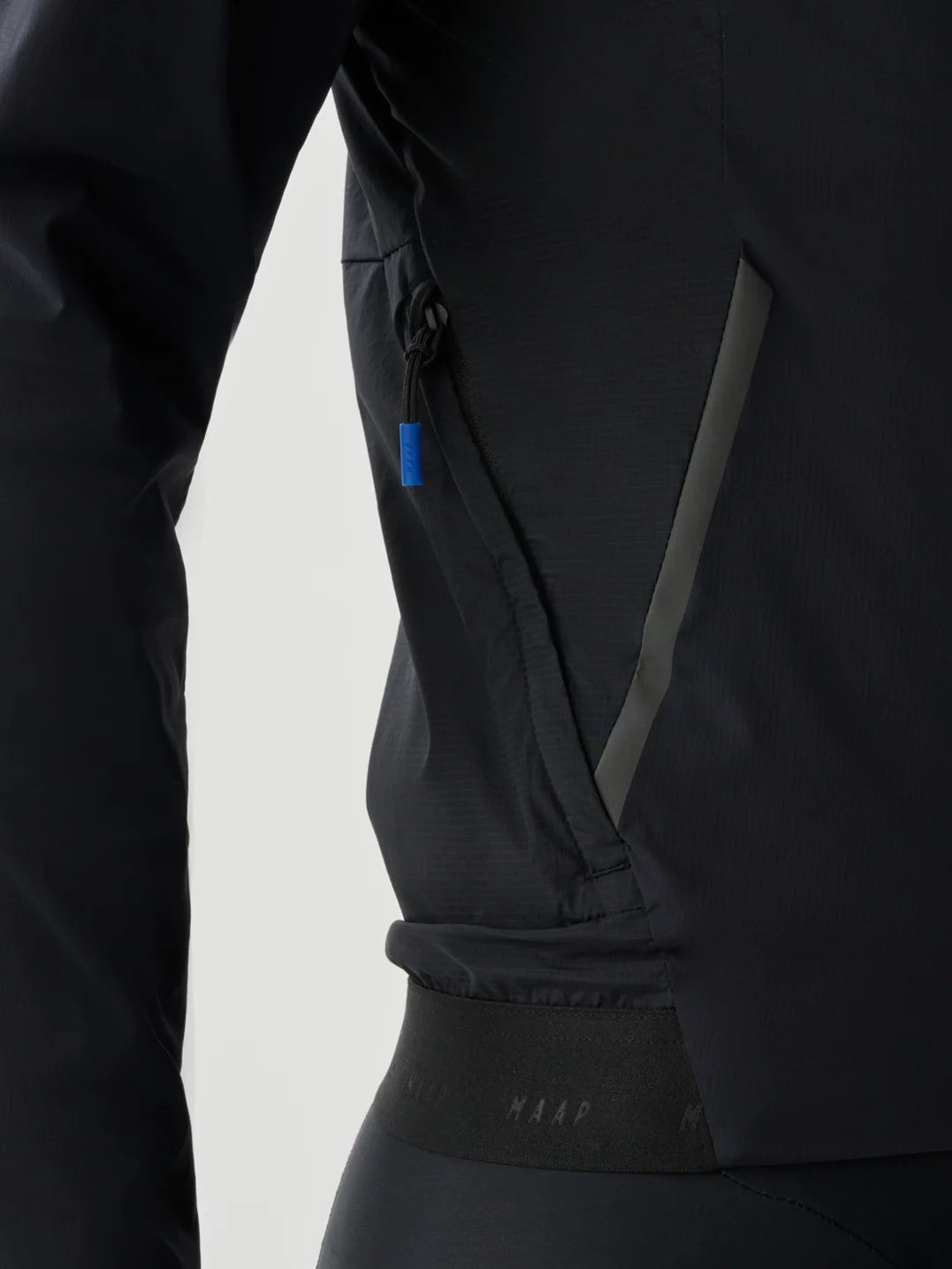 WOMEN'S TEAM FLOW INSULATED JACKET - BLACK