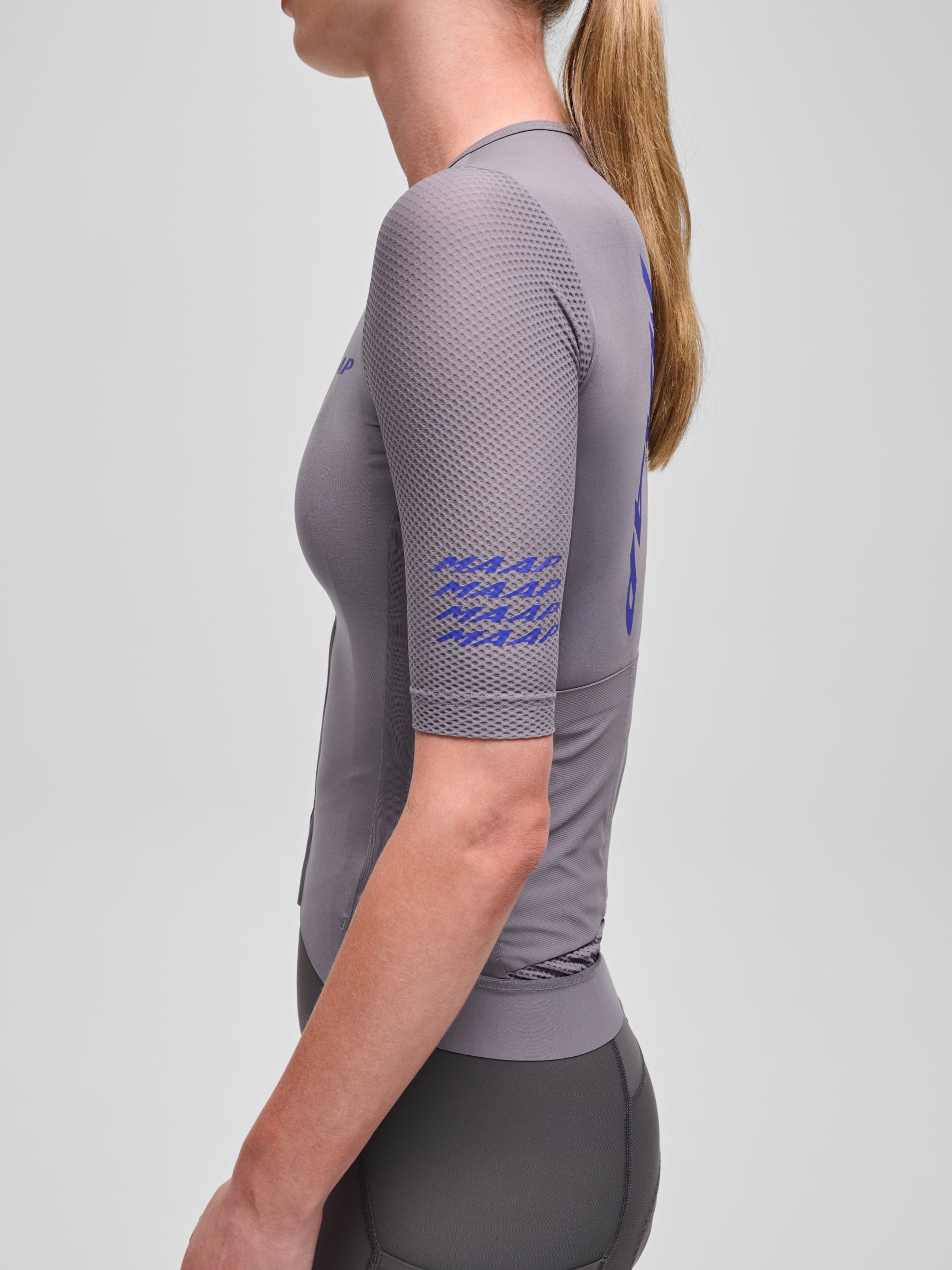 Women's Pro Emerge Jersey in Anthracite: product image 3