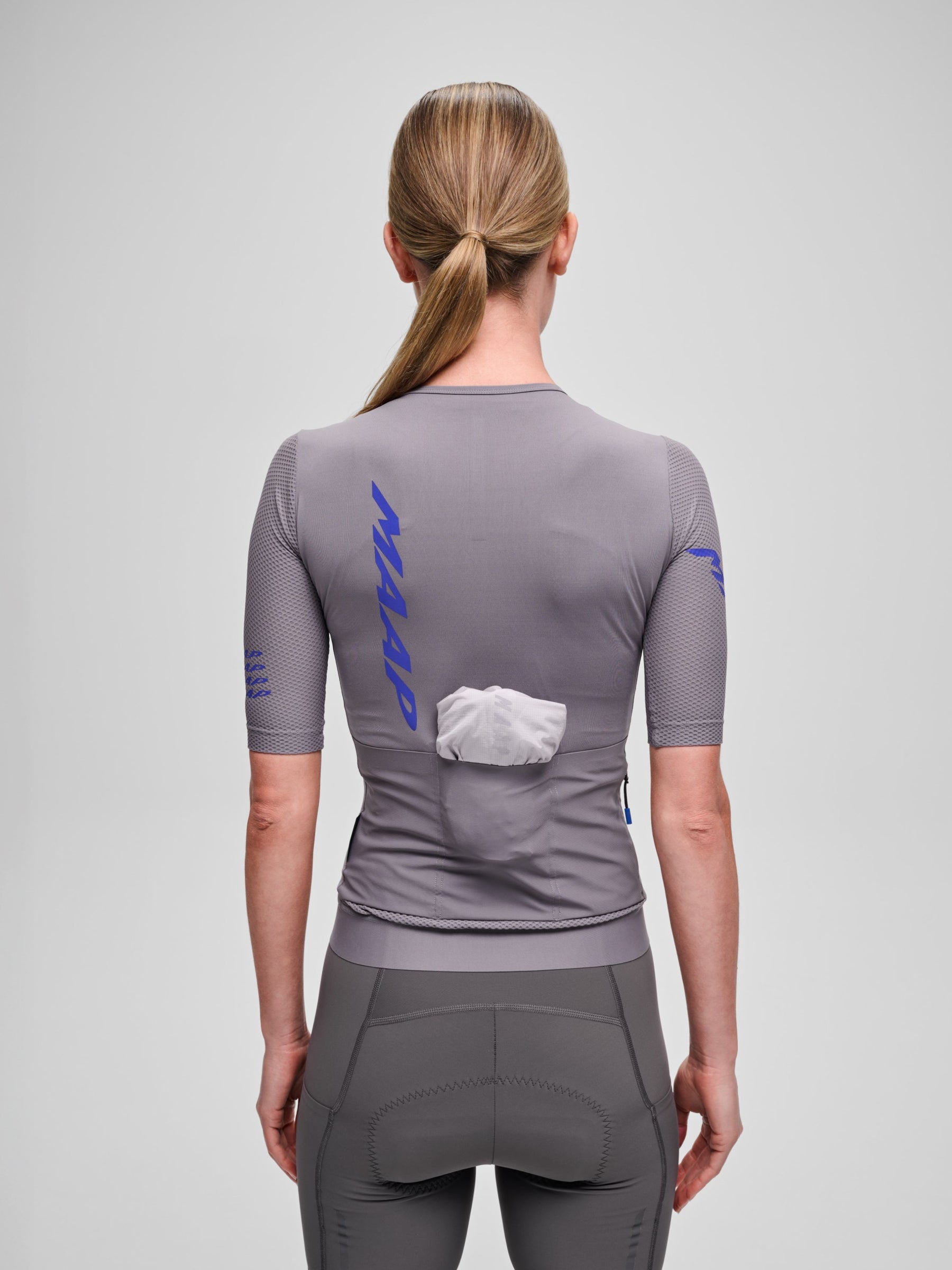 Women's Pro Emerge Jersey in Anthracite: product image 4