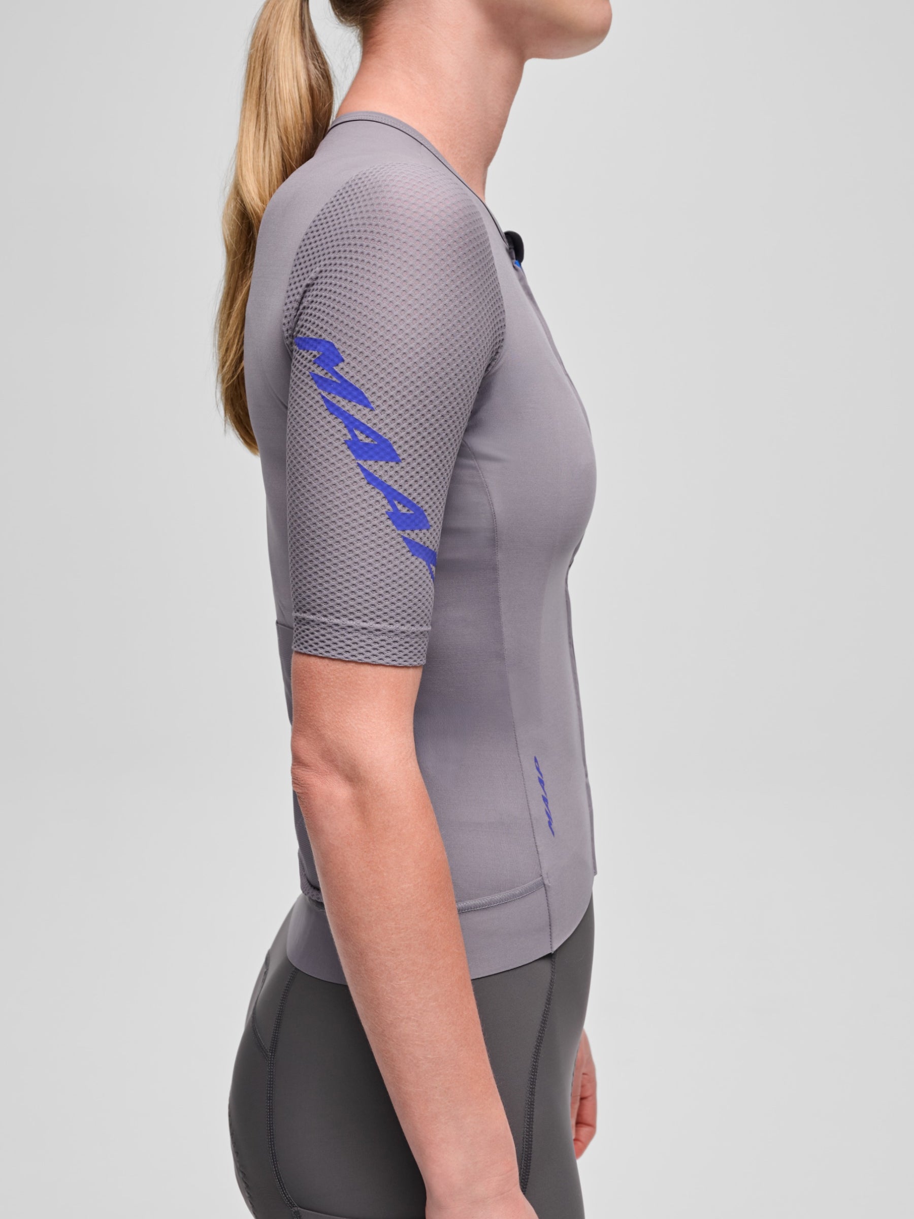 Women's Pro Emerge Jersey in Anthracite: product image 5