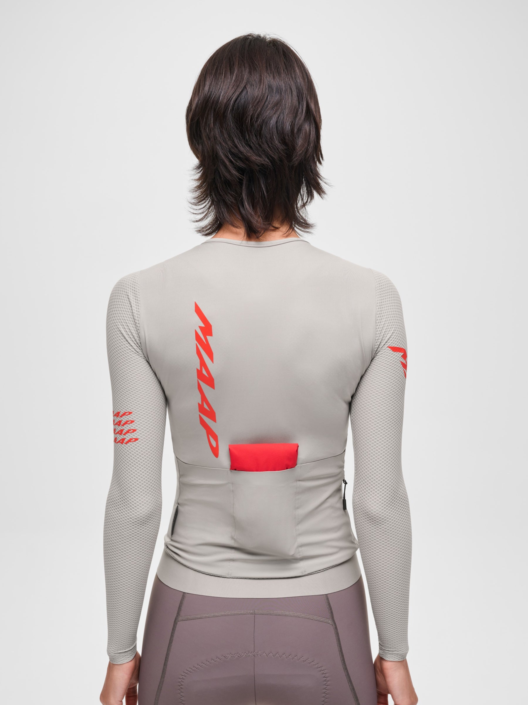 Women's Pro Emerge LS Jersey in Crater: product image 4