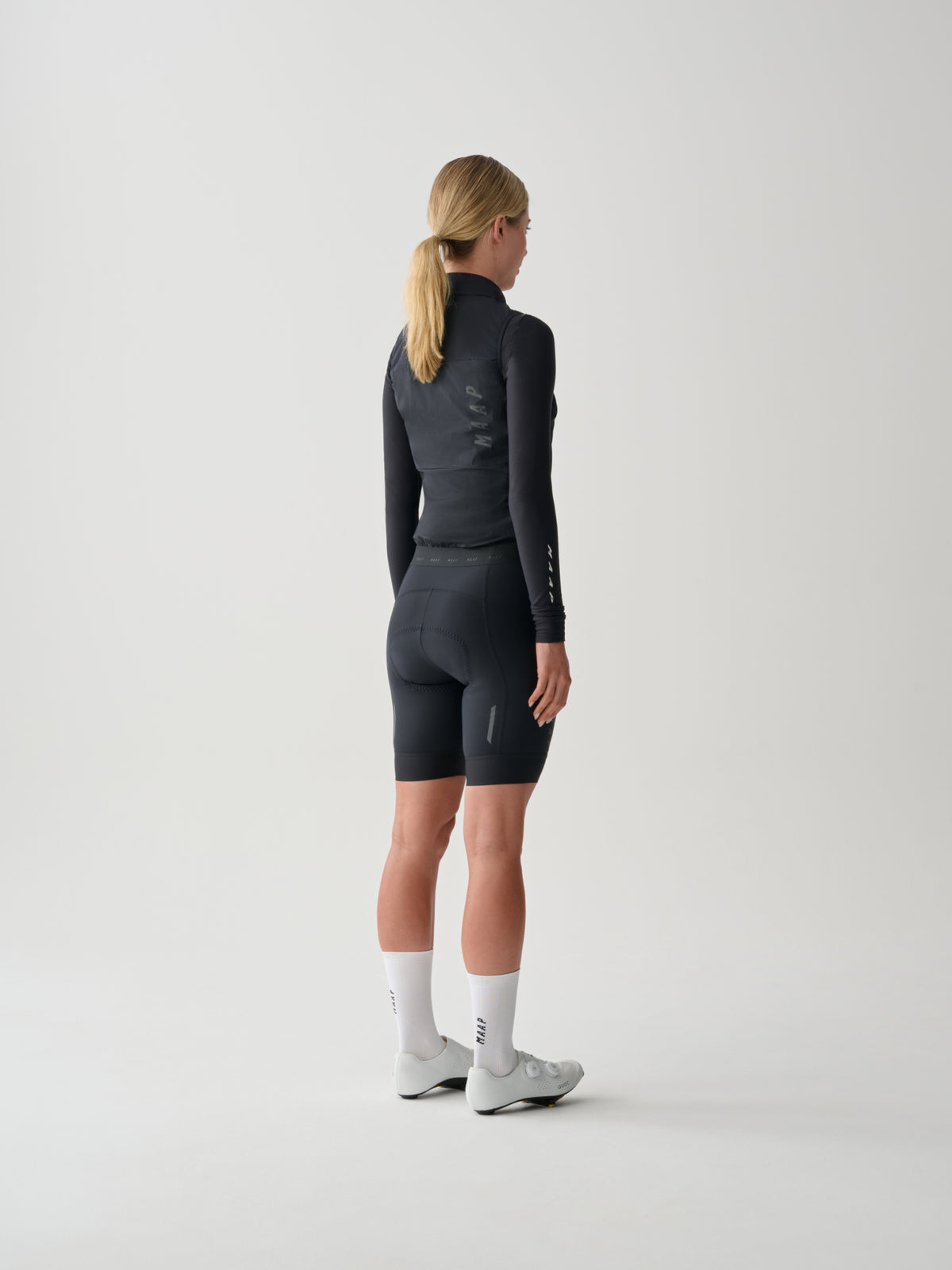 WOMEN'S TEAM FLOW INSULATED VEST - BLACK
