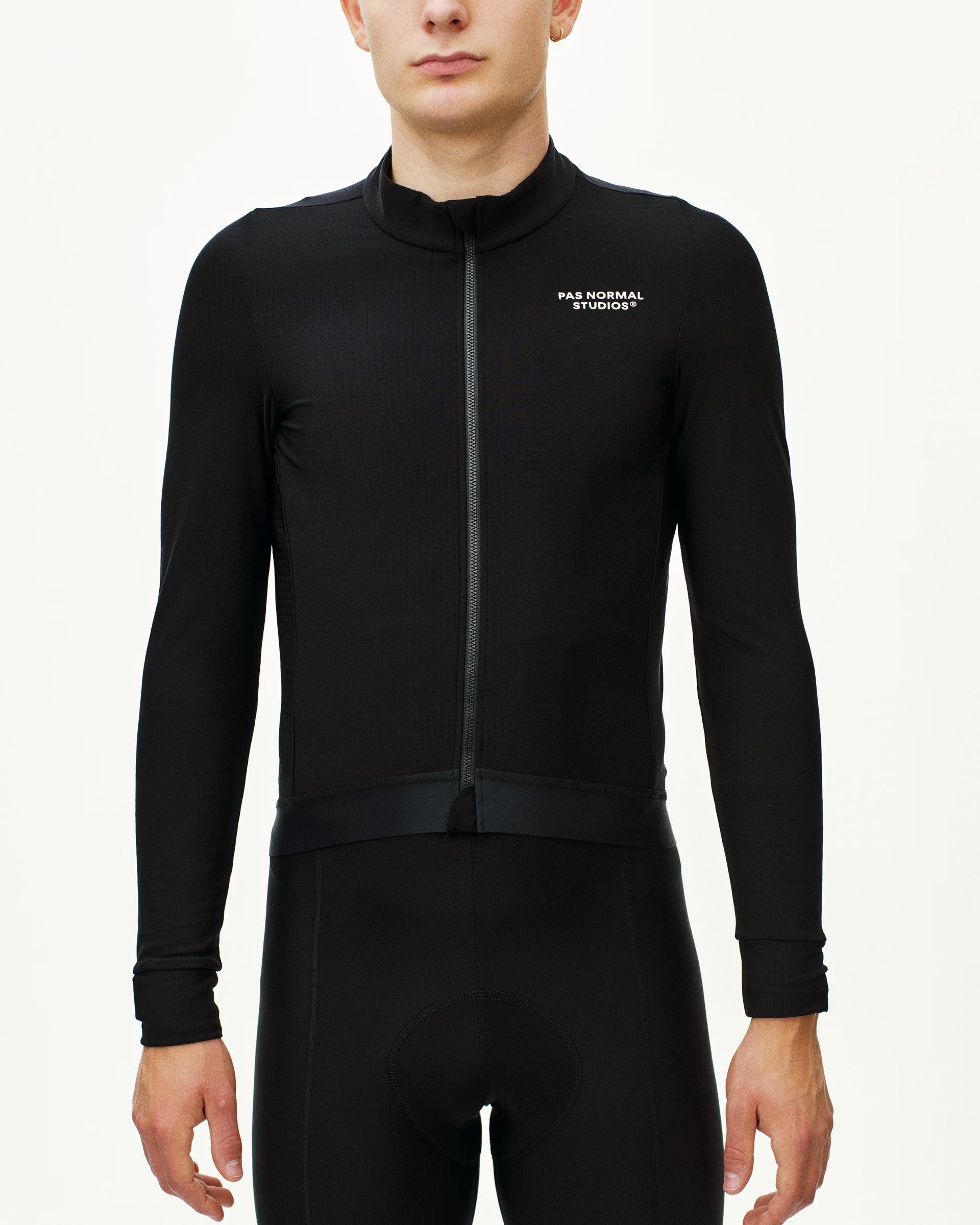 ESSENTIAL LONGSLEEVE JERSEY - BLACK