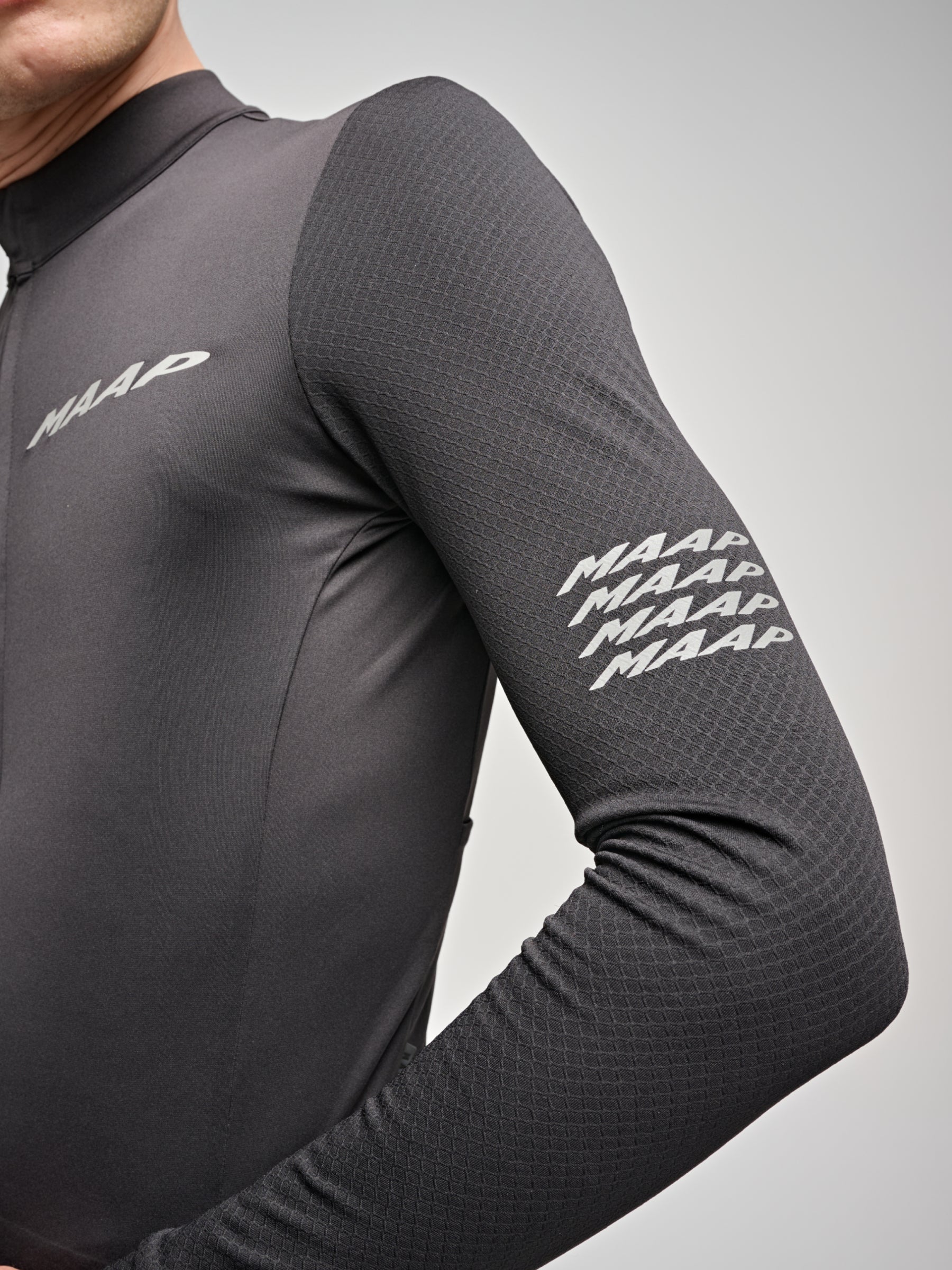 EMERGE THERMAL LS JERSEY - BLACK