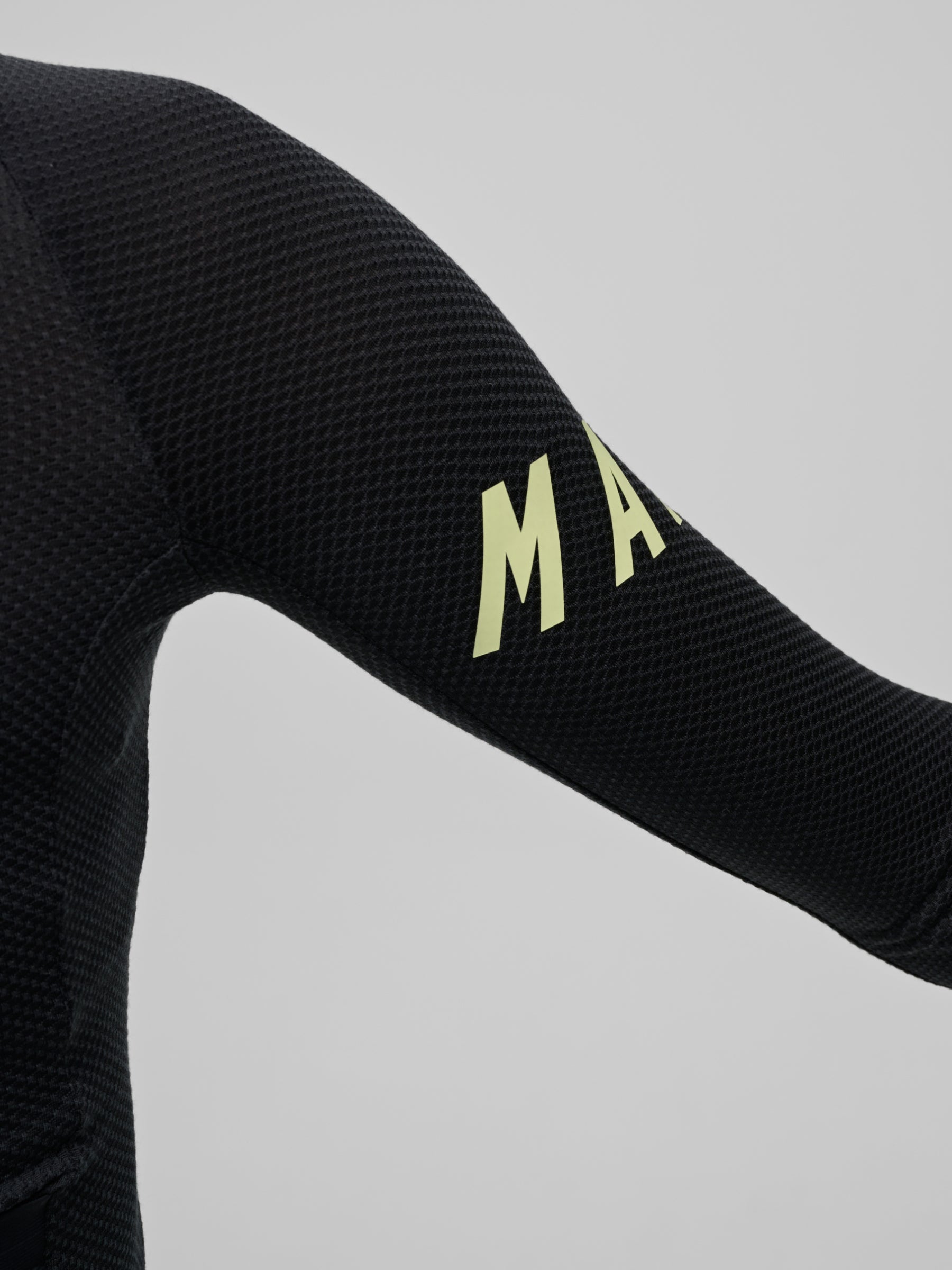 WOMEN'S AEON LS JERSEY - BLACK